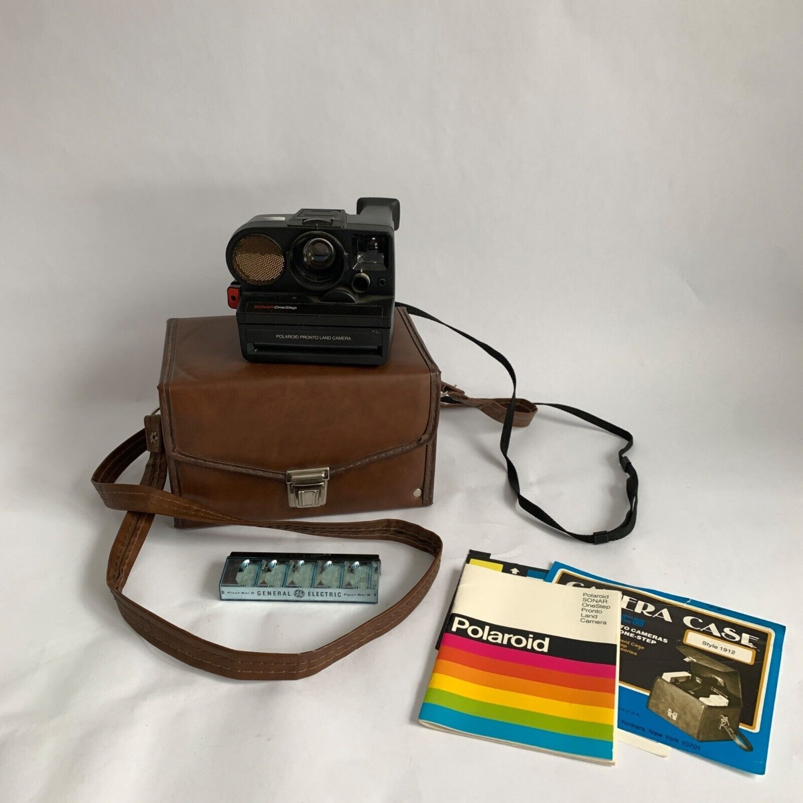 Polaroid Pronto Land Camera Sonar One Step with Case & Manuals UNTESTED