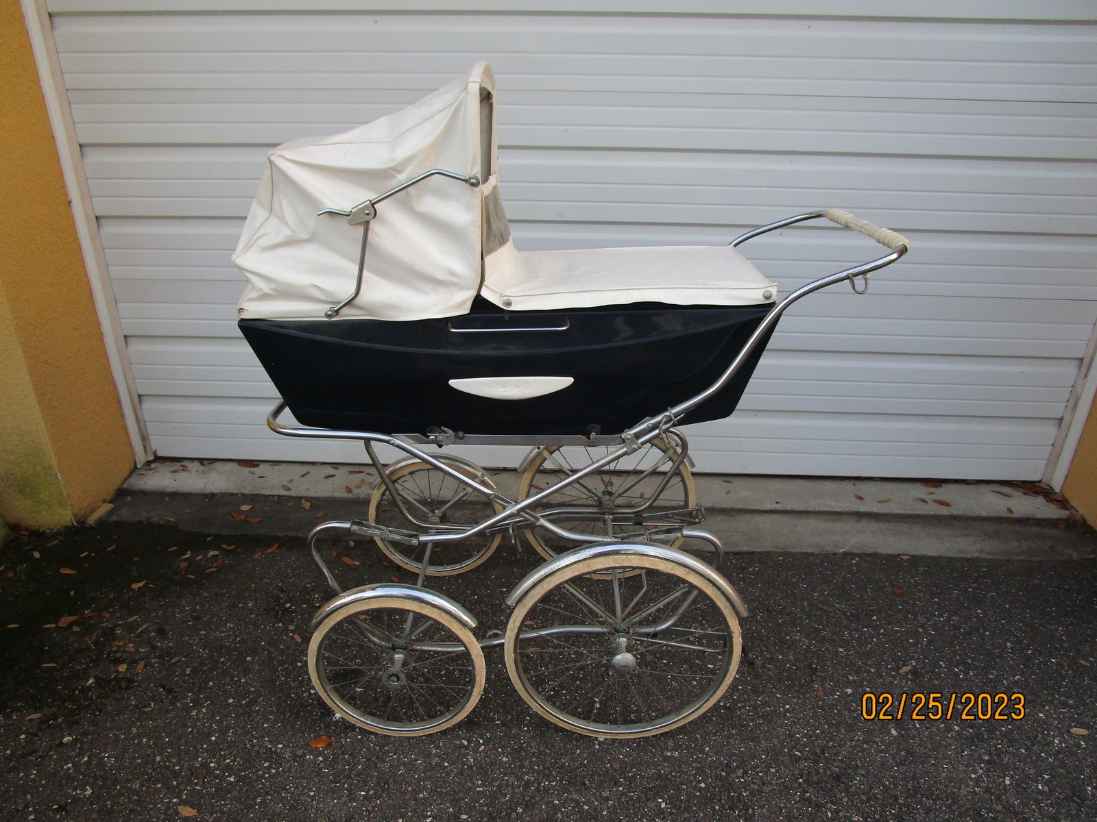 Vintage Italian Baby Stroller