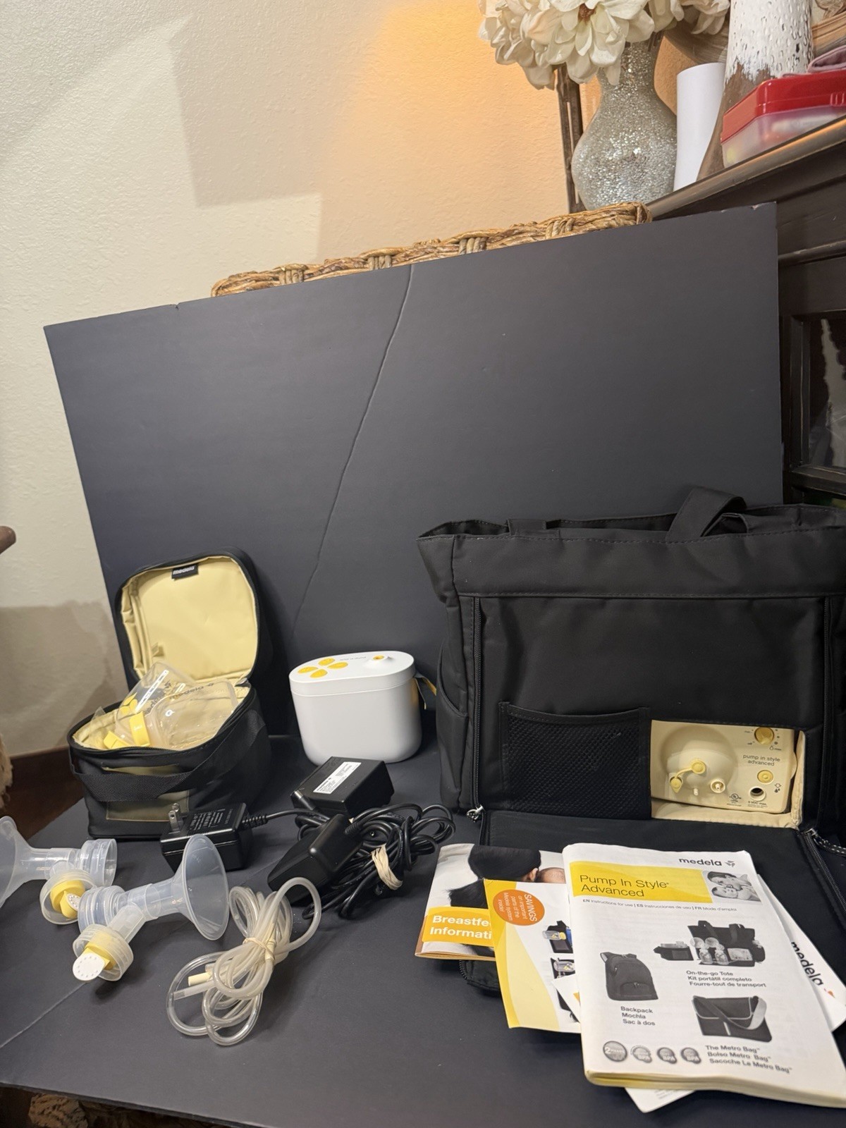 Medela Pump In Style Advanced Double Breast Pump & Backpack Travel Storage