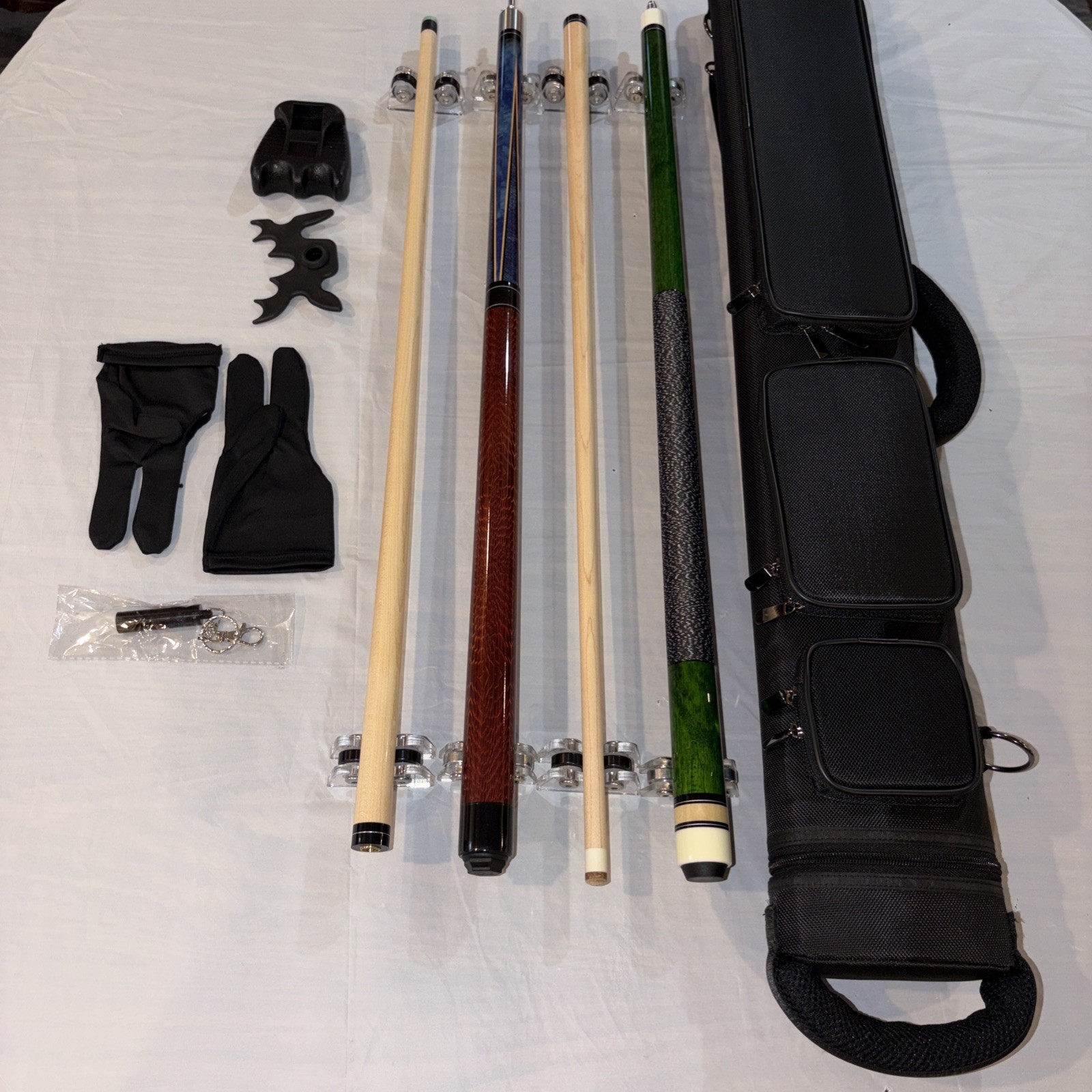 Pool cue package, 2x4 case, Jump/break cue, Playing cue and accesories