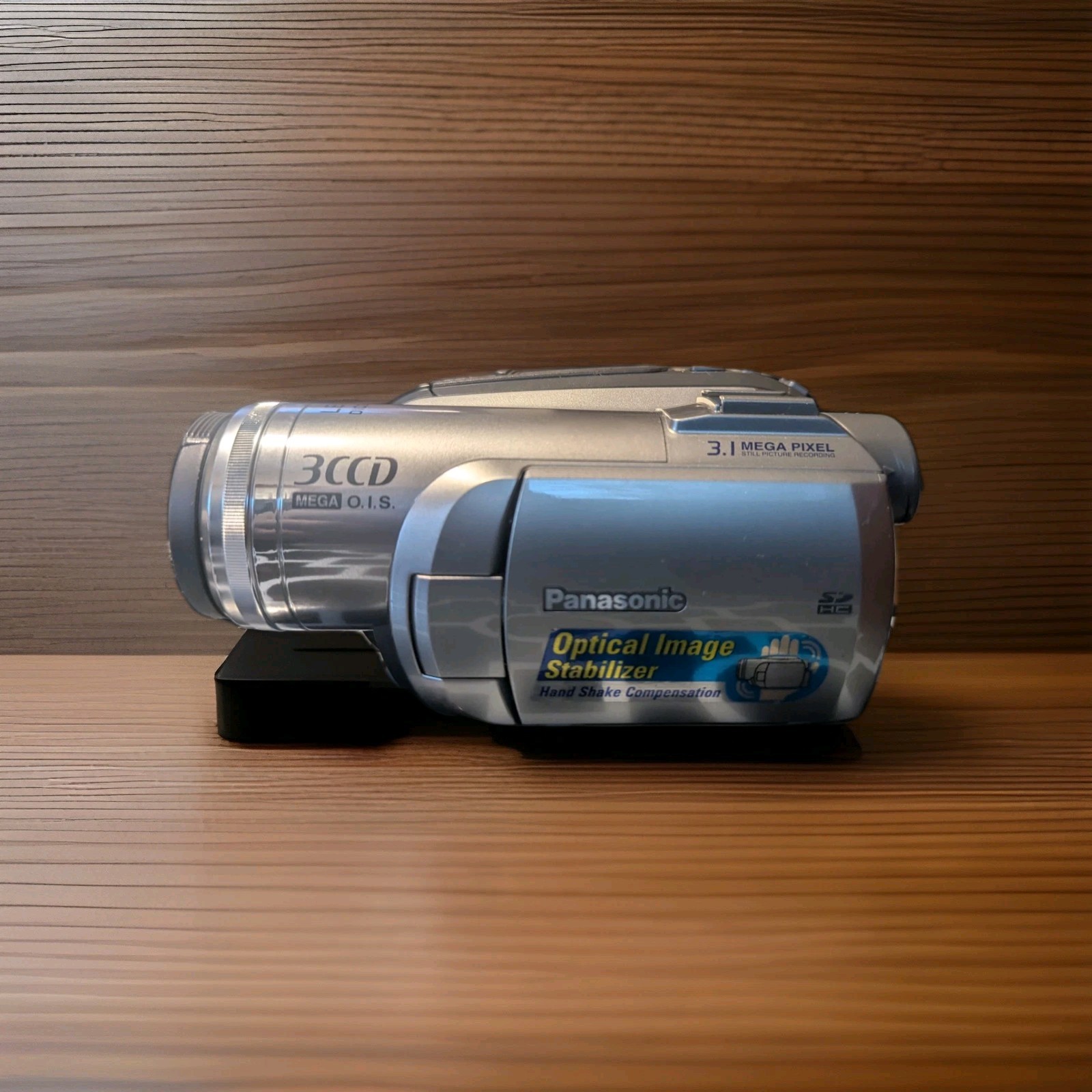 Panasonic PV-GS320 MiniDV Digital Video Camera Camcorder 