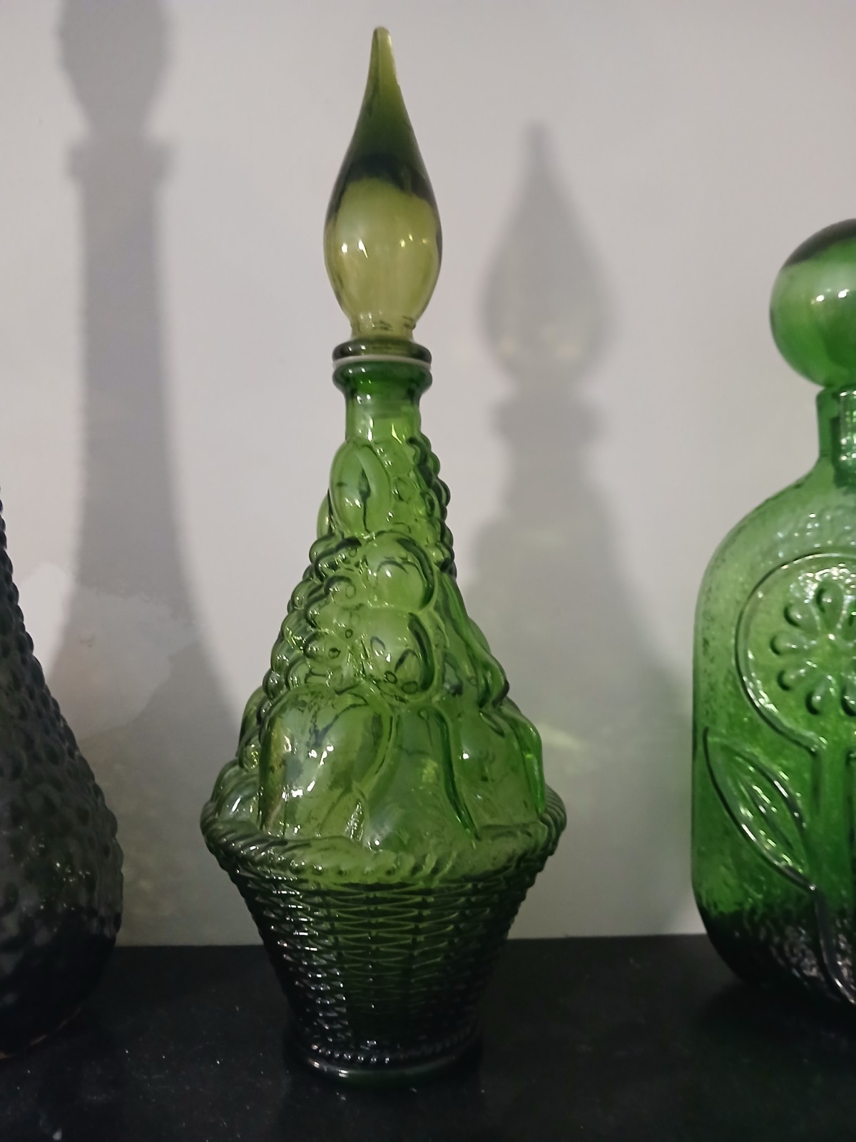 Vintage Empoli Fruit Basket Decanter Green Glass w Stopper Made In Italy 16 in