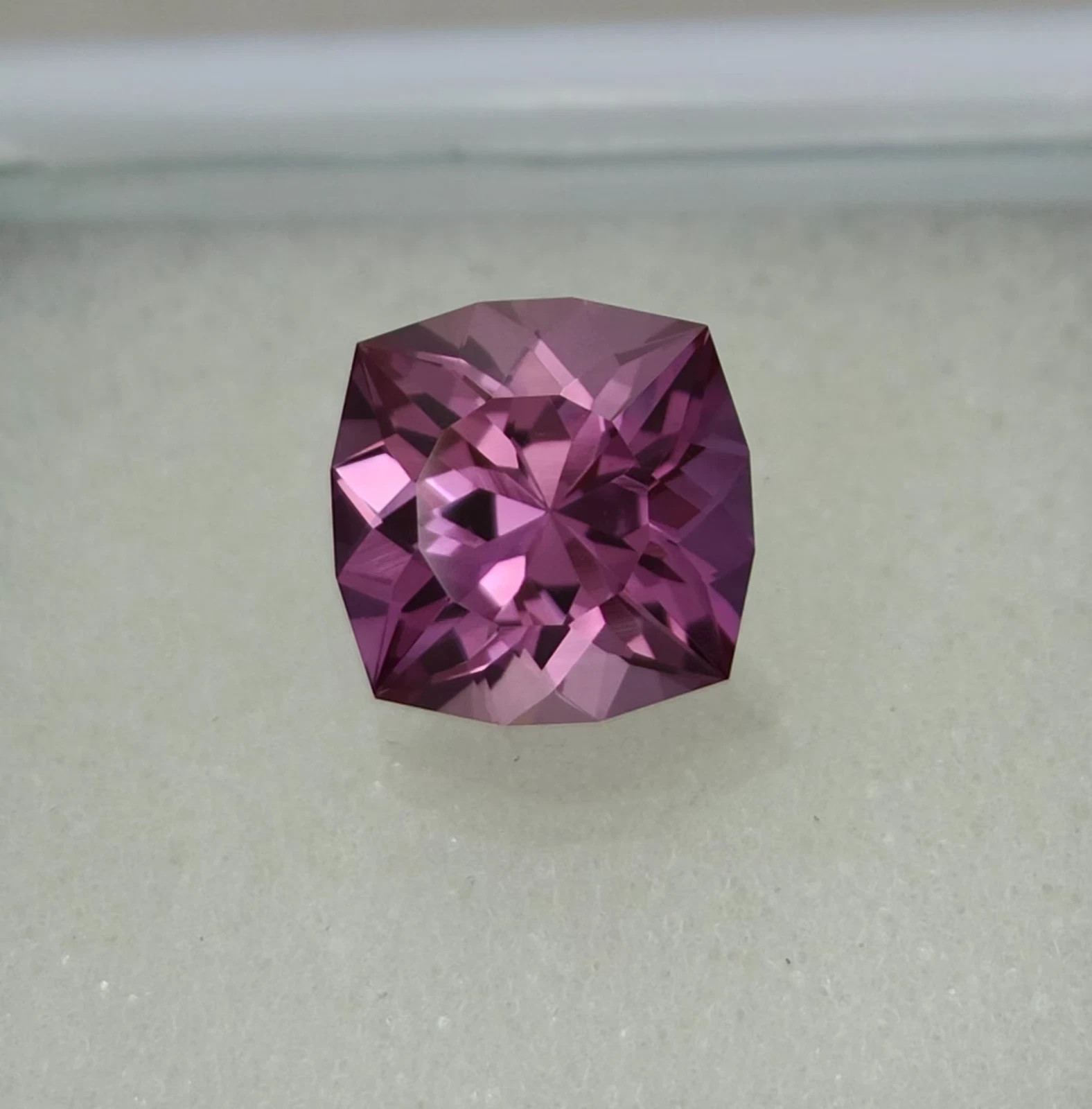 Precious 10 Ct Certified Alexandrite Color Change Cushion Cut Loose Gemstone A+