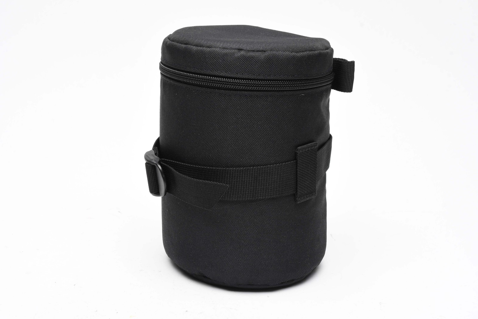 Promaster padded large lens case ~7" x 4.5" wide, Clean
