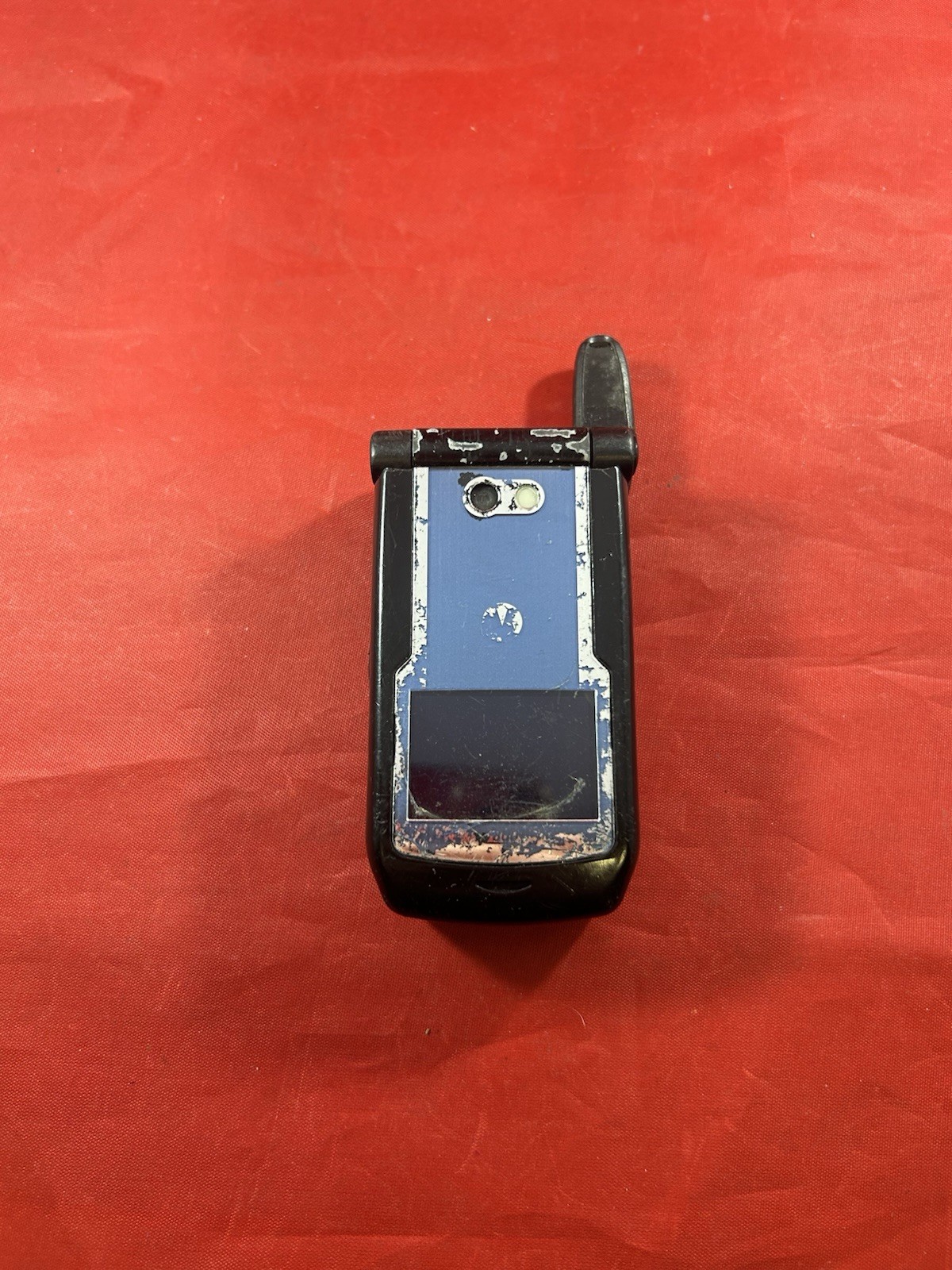 Motorola I860 Flip Phone Mid-2000s Untested for Parts Only Scratches
