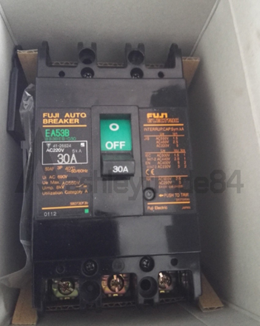 1PC Circuit Breaker EA53B 3P 30A #pq