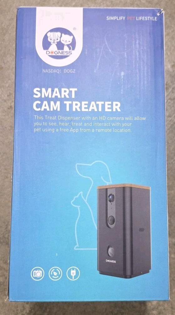 Pet Camera with Treat Dispenser for Dogs and Cats SMART WI-FI