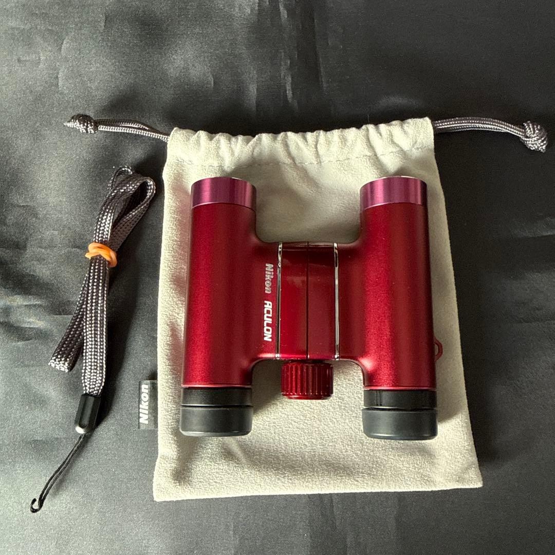 Nikon Aculon T51 8X24 Binoculars