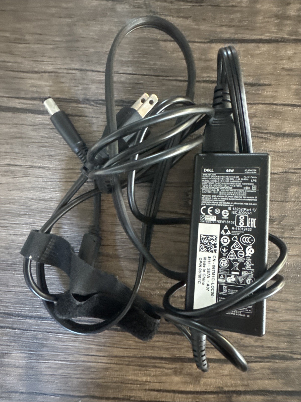 Genuine OEM 65W Dell PA-12 AC Adapter Charger 81H-2e7a-a07 Can-06tm1c-loc00