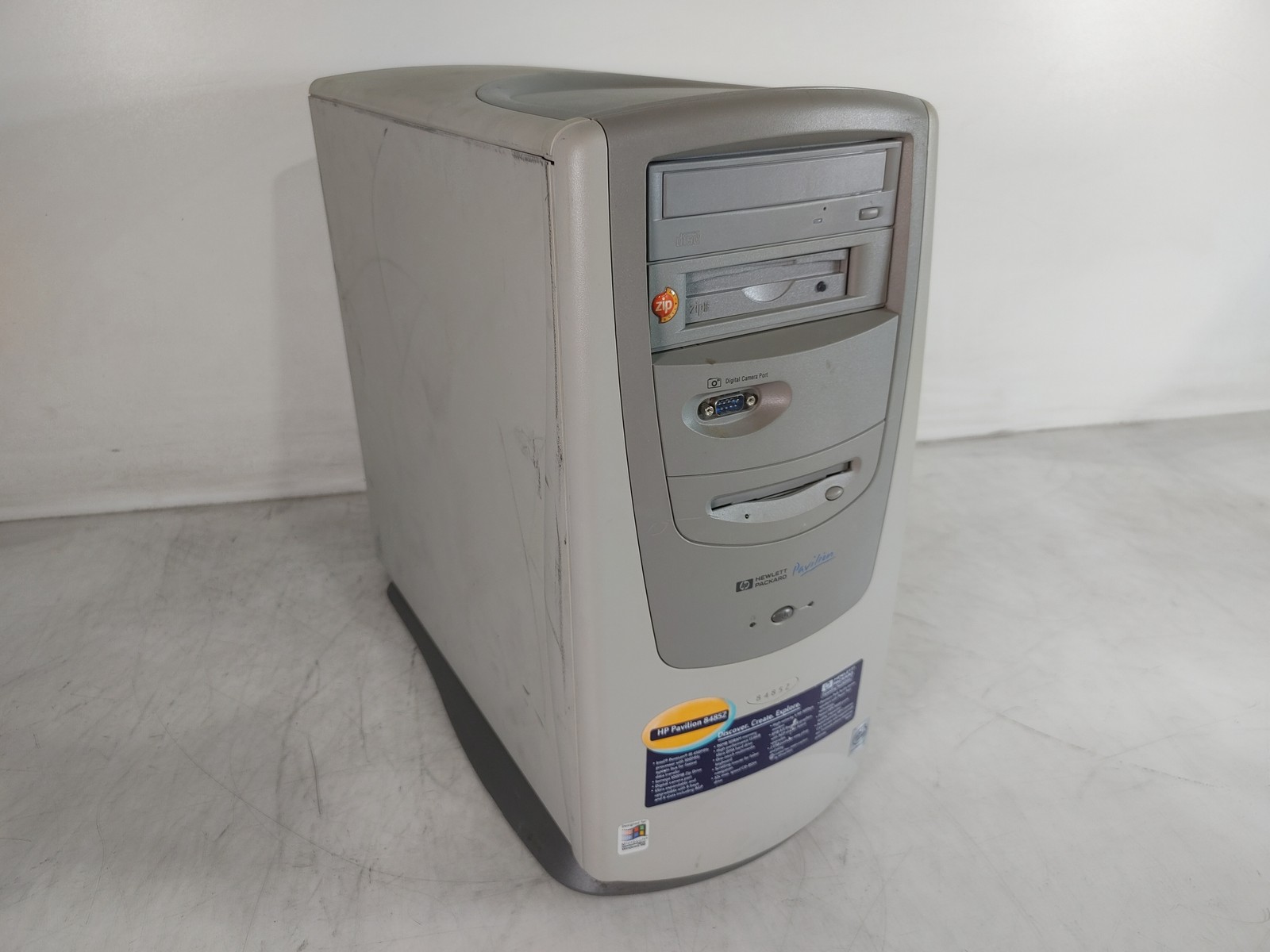 Vintage HP Pavilion 8485Z Intel Pentium III 450 MHz 256 MB SDRAM Desktop