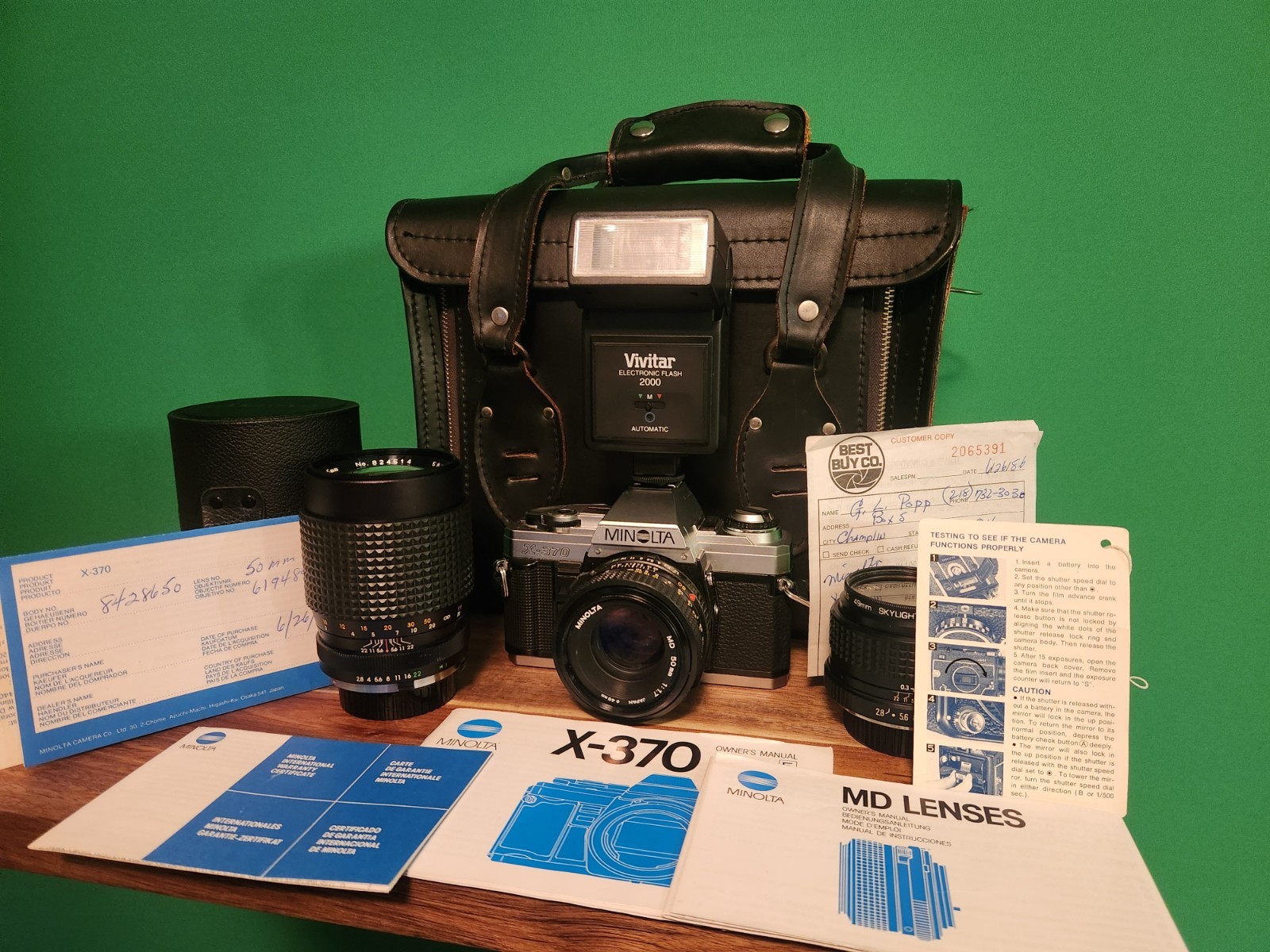 Minolta X-370 35mm SLR Film Camera Bundle