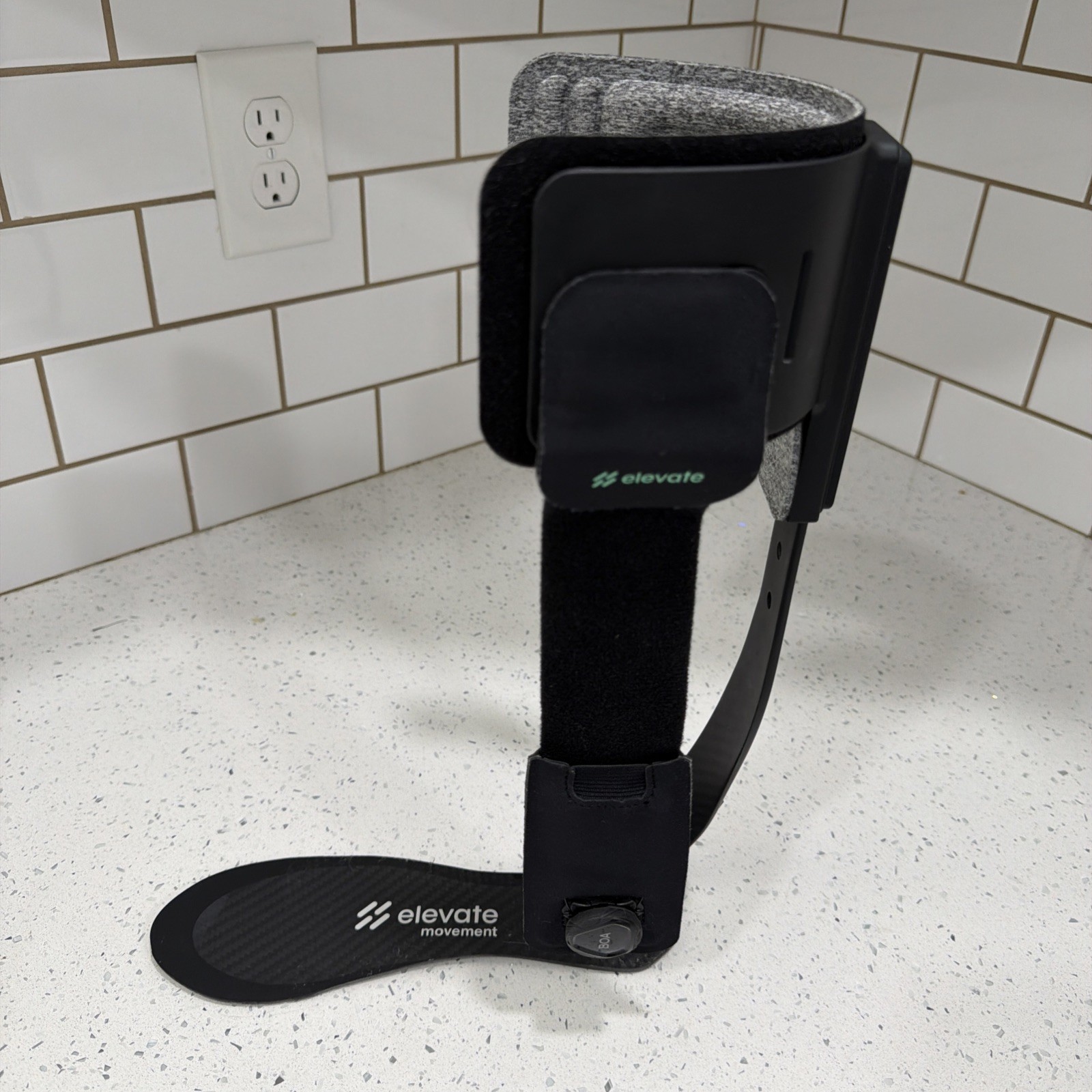 Free Flow Right Ankle Brace Small S - XS Extra Small