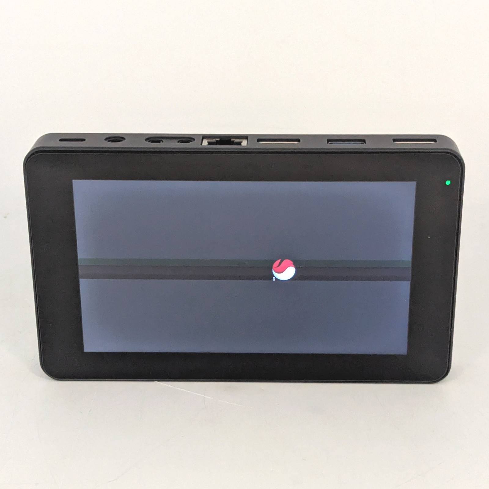 Yololiv YoloBox Mini All-in-One Live Streaming System | Touchscreen | LCD Issues