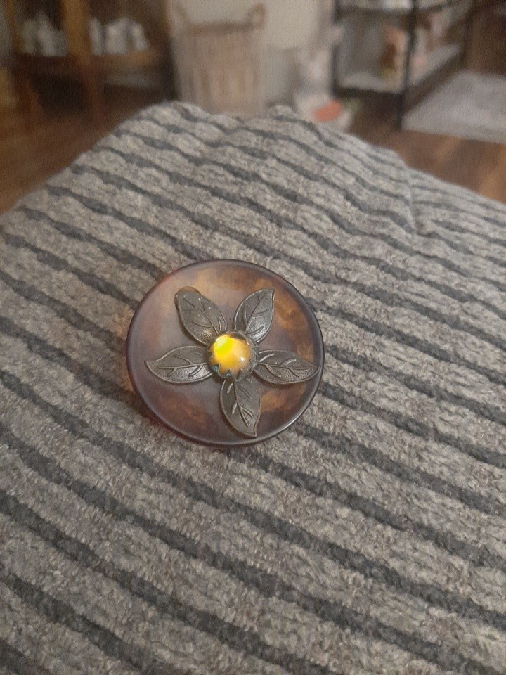 Antique Button Amber Jeweled Rootbeer Bakelite  Button Metal Floral Escutcheon 