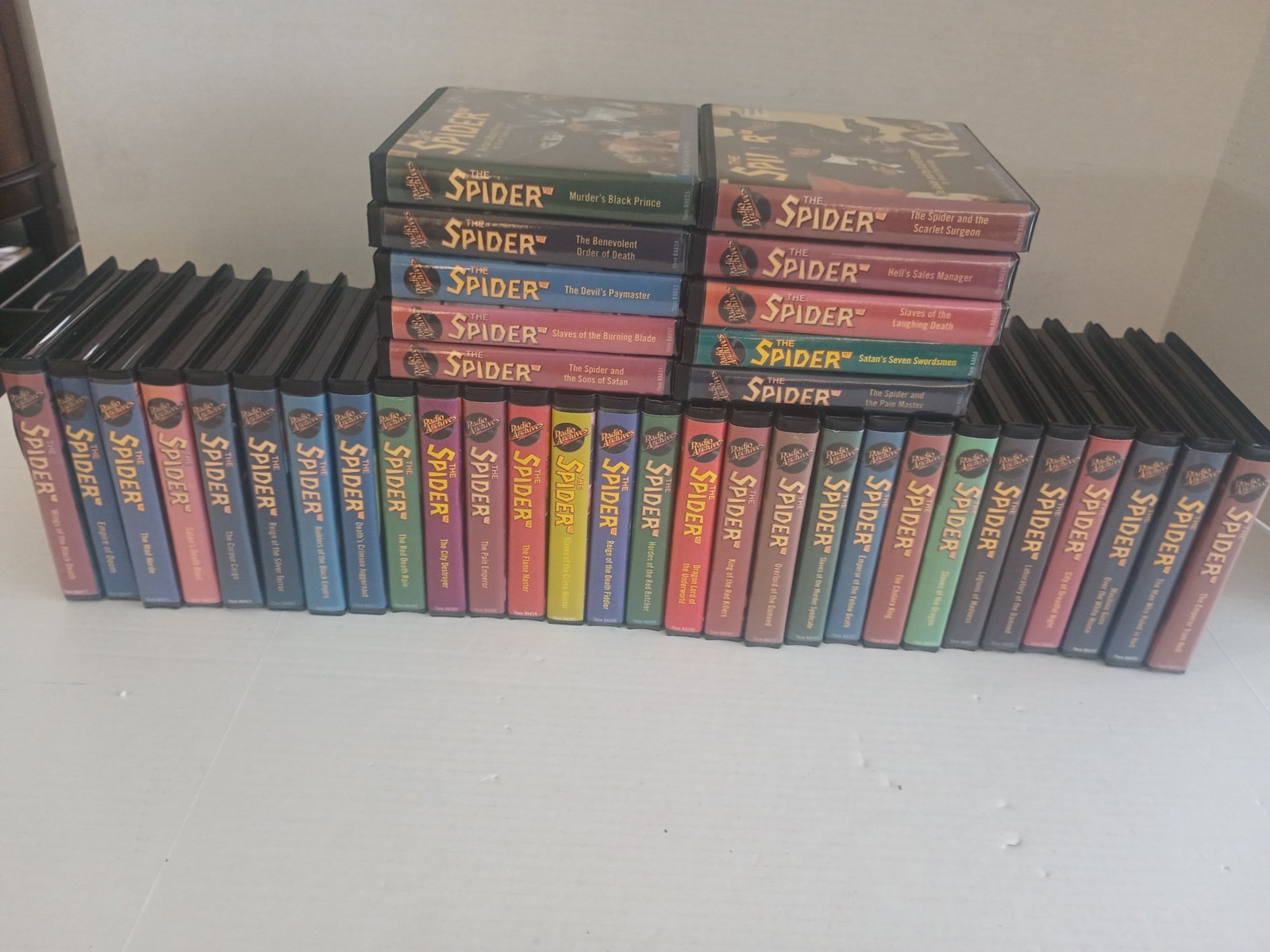 Lot 39 Radio Archives Audiobook : The Spider 6 CDs each.