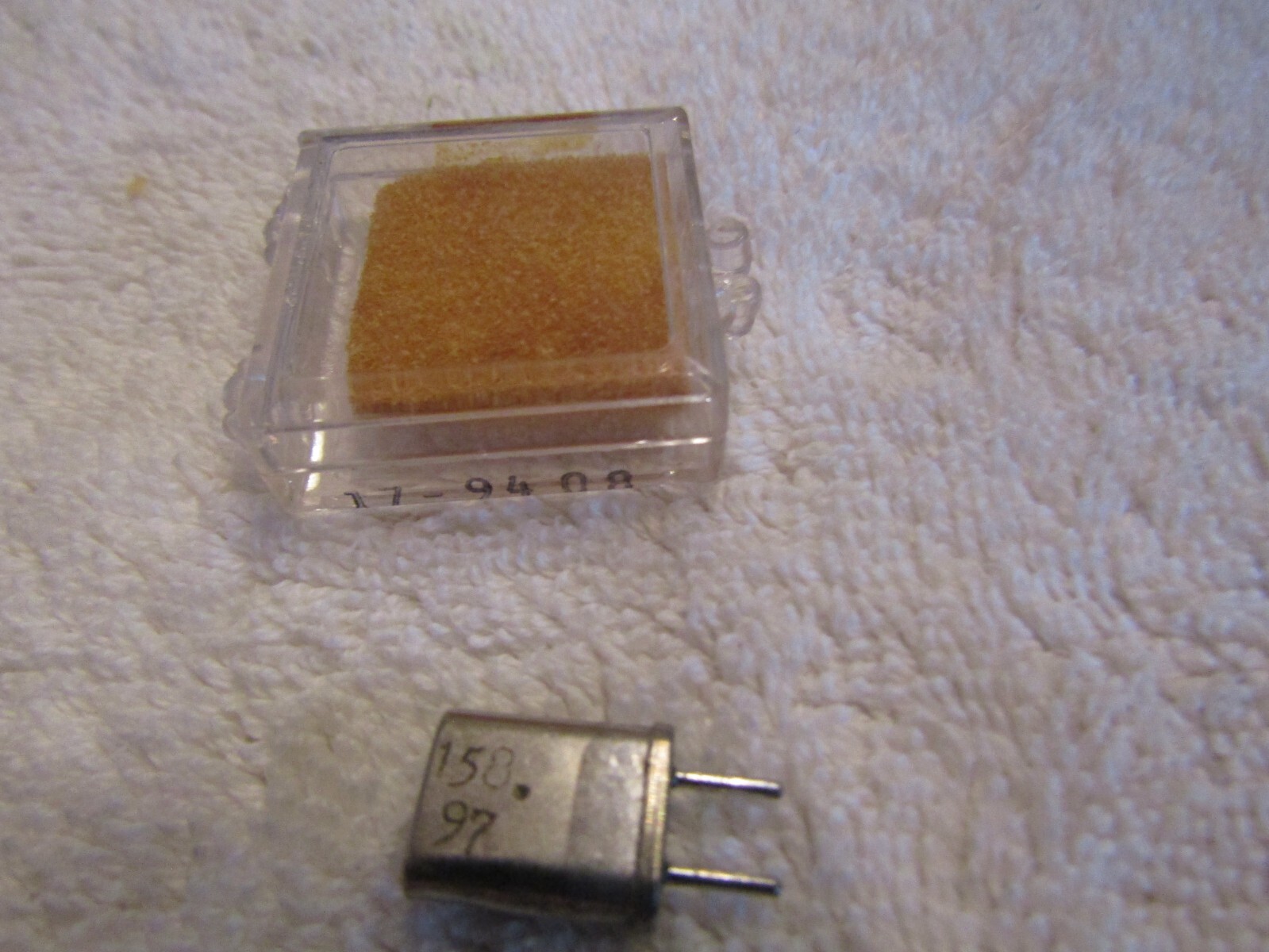 Vintage Scanner Crystal Allied Radio Shack Realistic Regency 158.970 with Case