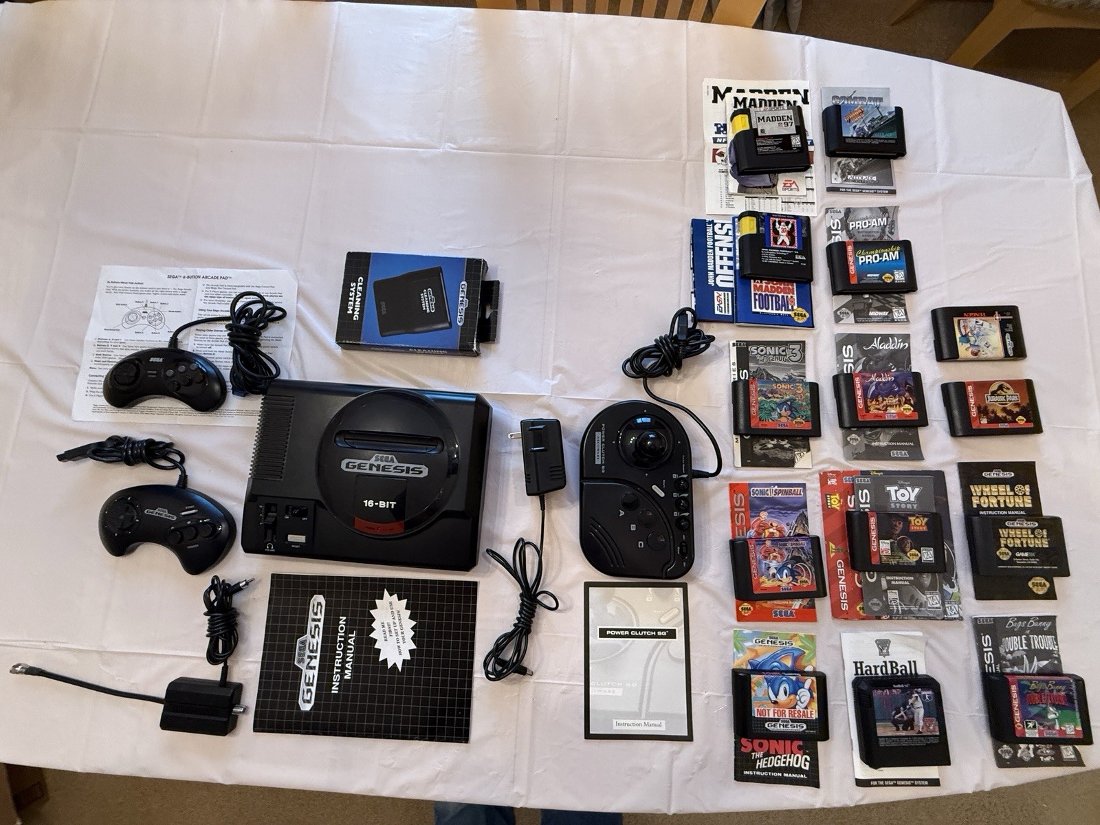 SEGA Genesis 1601 Console, Controllers, Power Adapter & Assorted 14 Games Lot. 