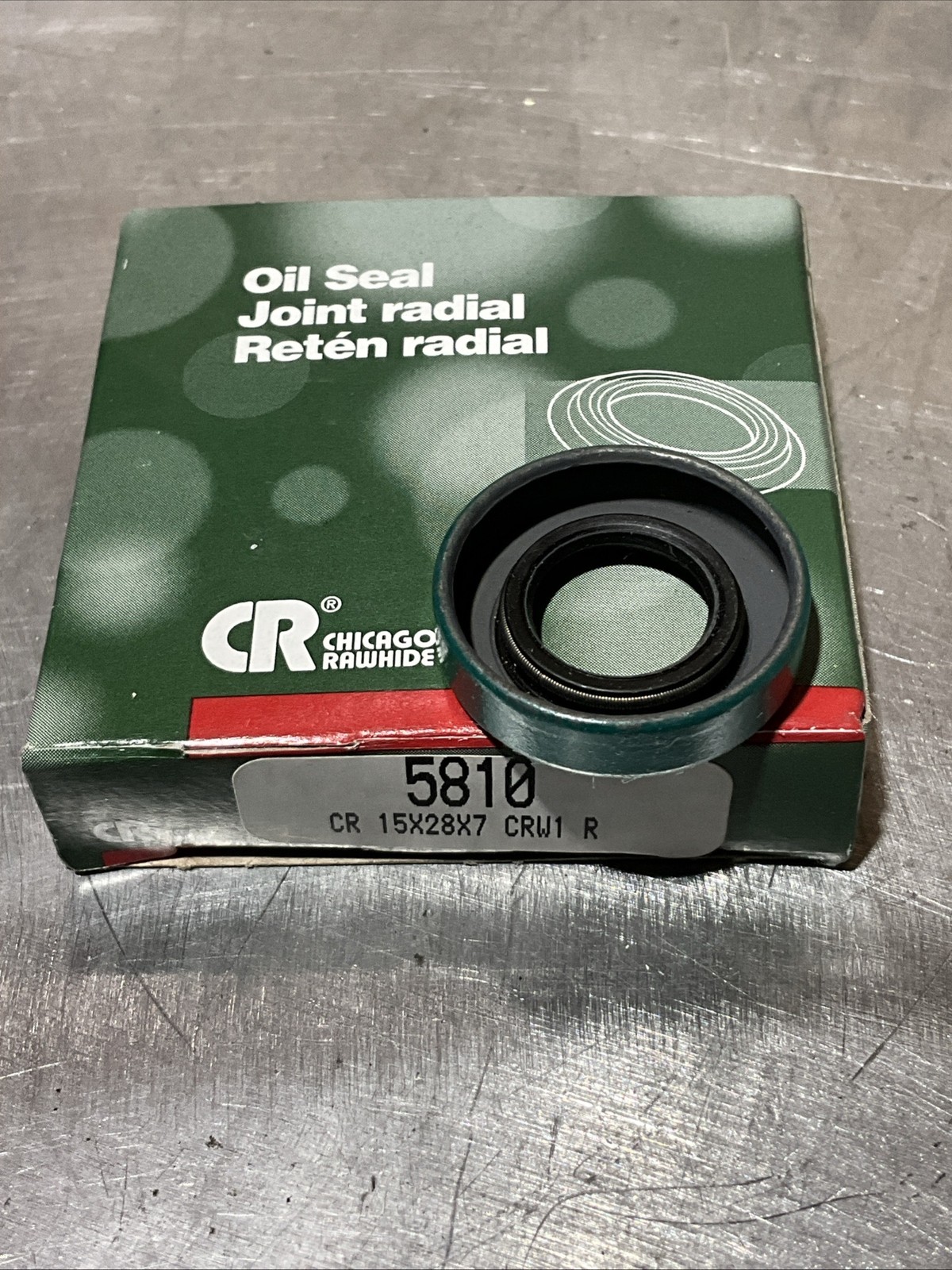 CR 5810 OIL SEAL NOS