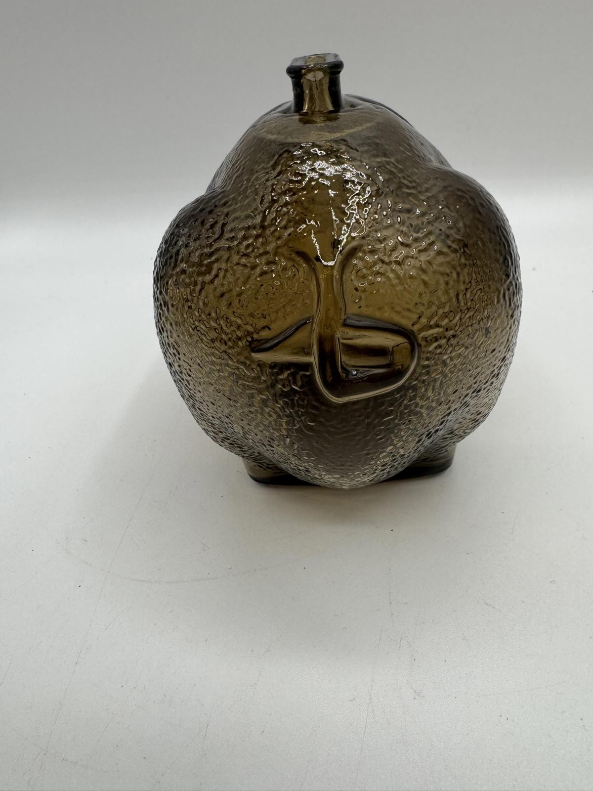 Vintage Brown Glass Anchor Hocking Piggy Coin Bank Smiling Eye Lashes Dimples