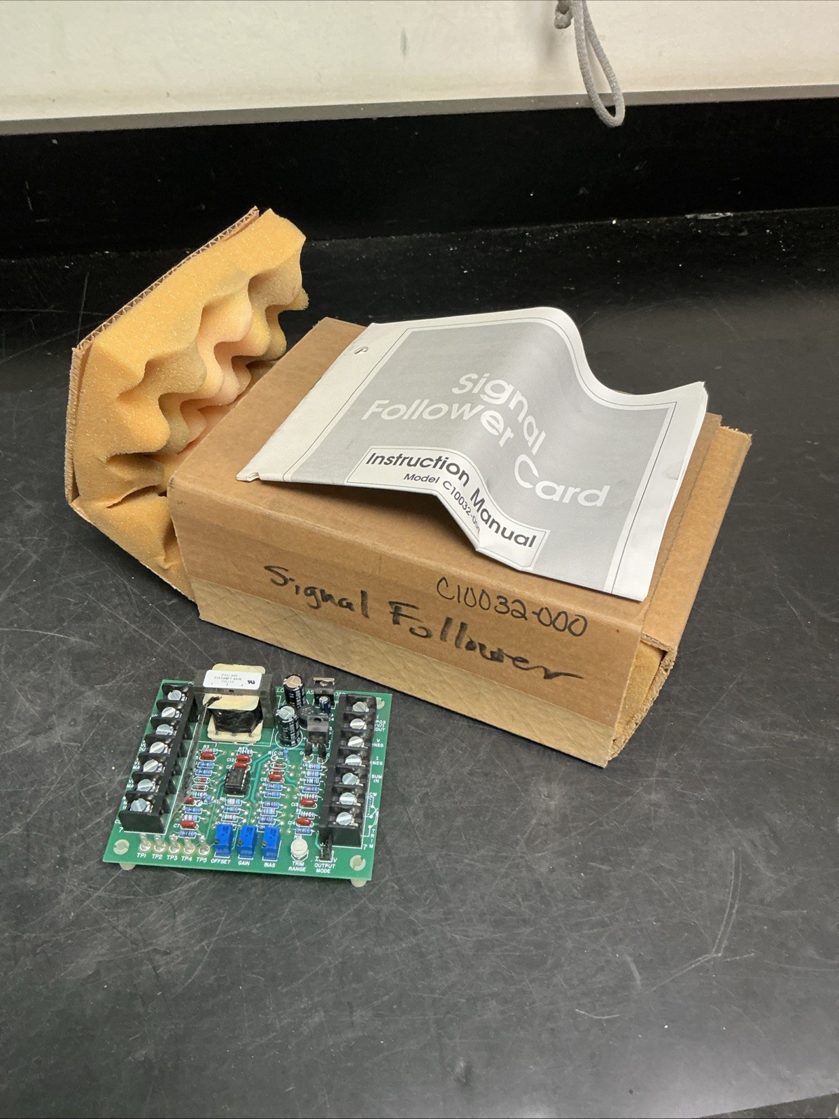 Carotron Inc. Signal Follower Card | Model C10032-000