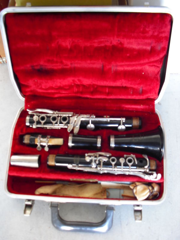 Antique Selmer Bundy Resonite Clarinet with Case LOOK