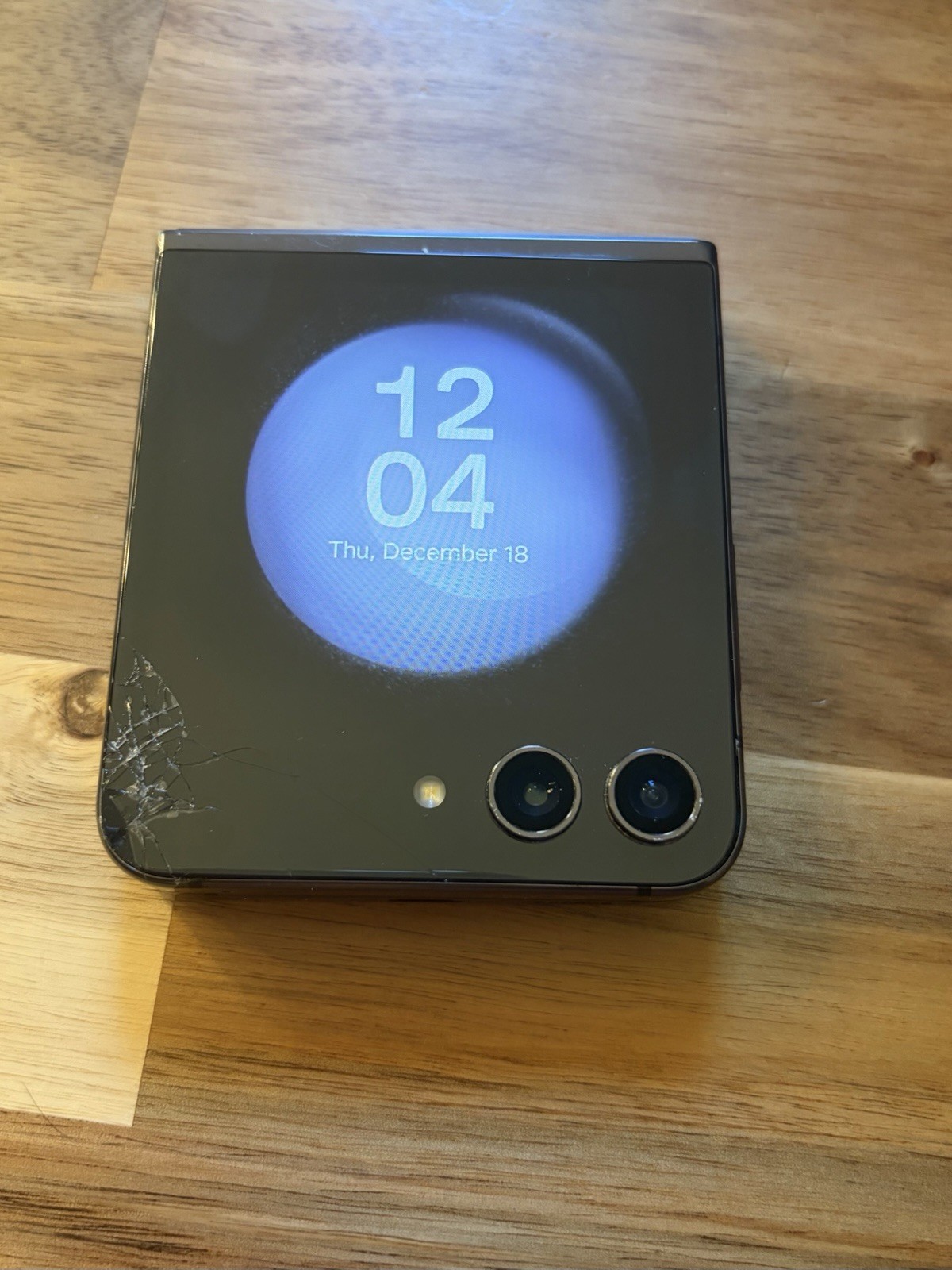 Samsung Galaxy Z Flip5 5G SM-F731U1 (Unlocked) 512GB Gray - BAD INNER LCD