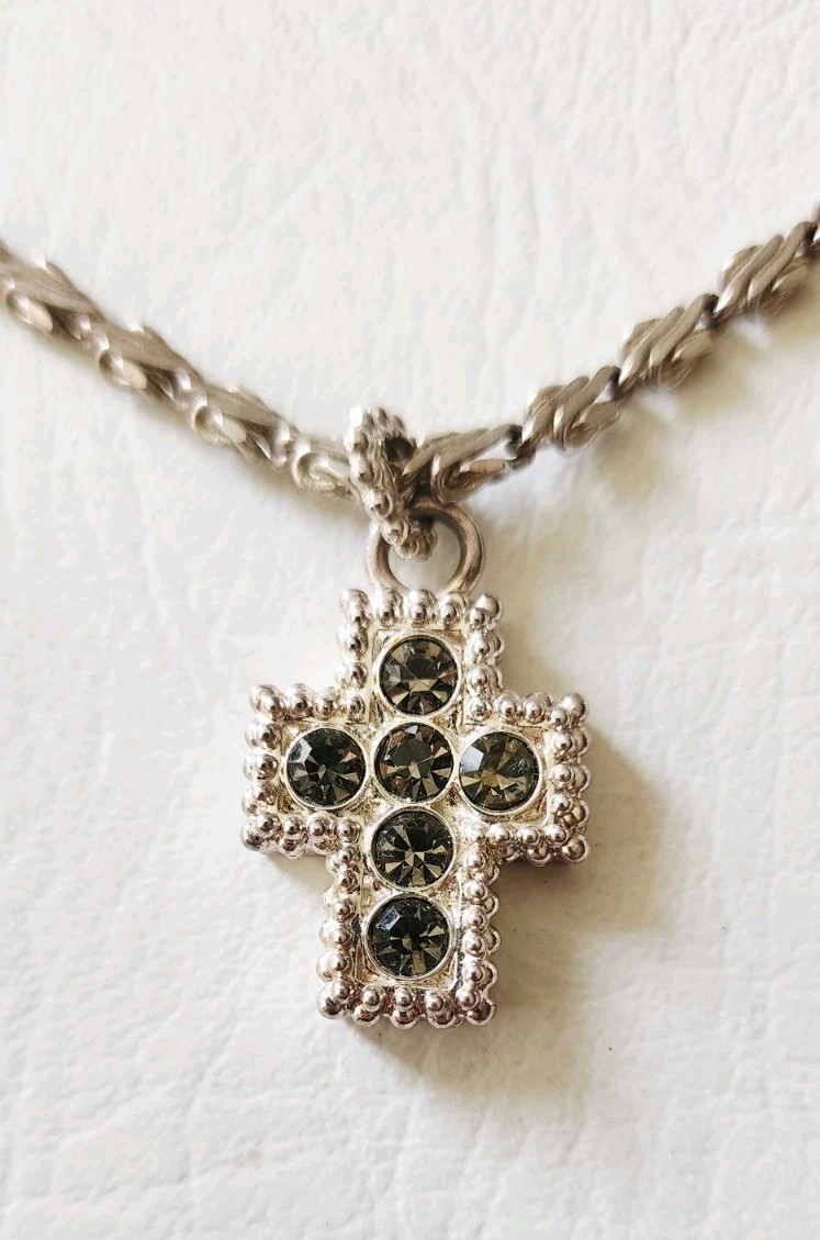 Vintage Rare 1928 Brand Silver Rhinestones Tone Cross Pendant Necklace 18''