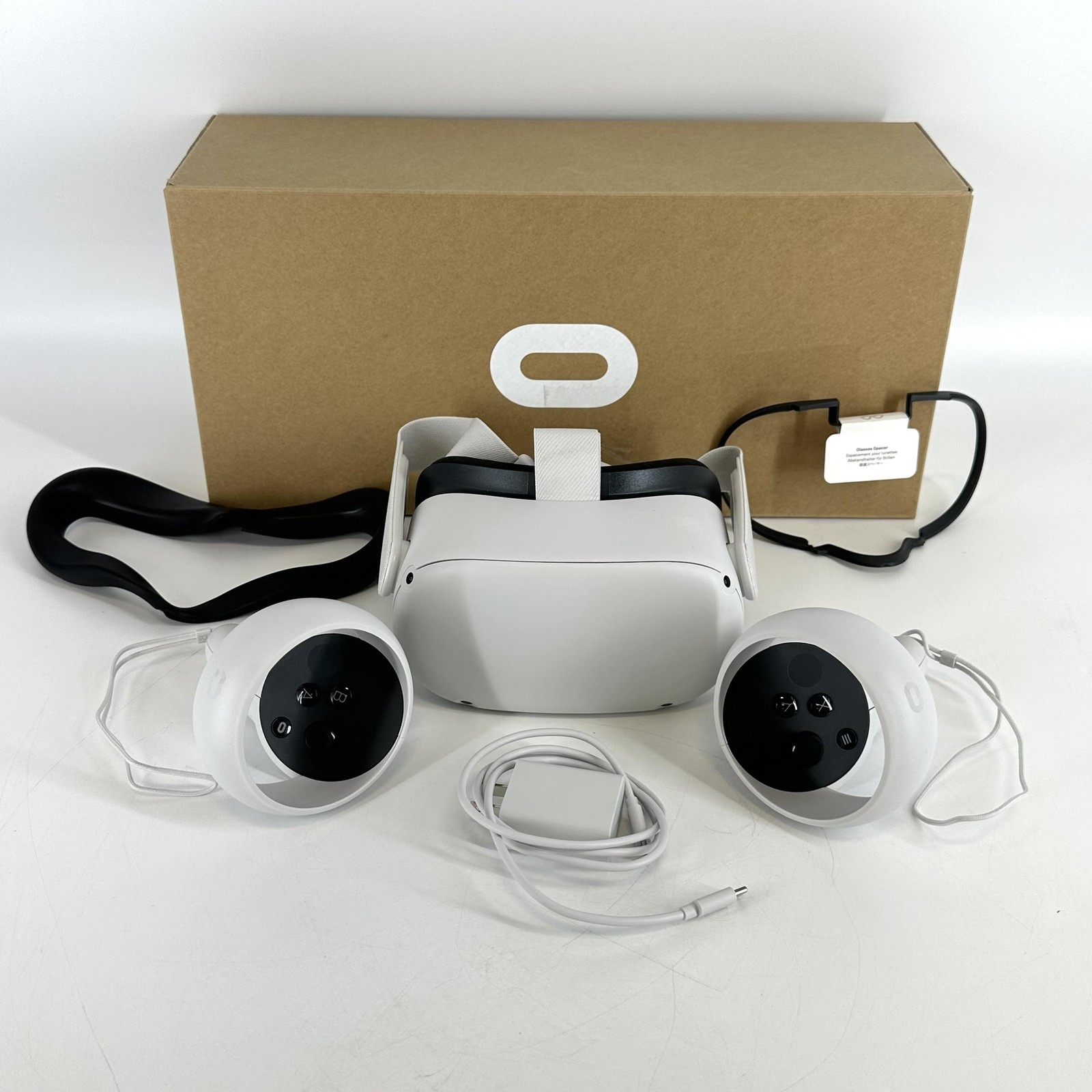 Meta Quest 2 VR Headset 256GB w/ Charger/Controllers/Regular Strap - Good