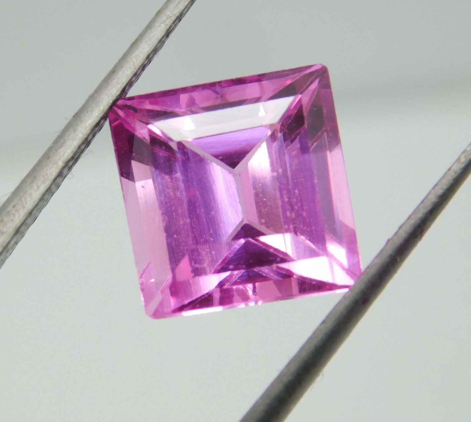 Natural Pink Sapphire 5.90 Ct Emerald Cut Sri-Lanka Loose gemstone A-976