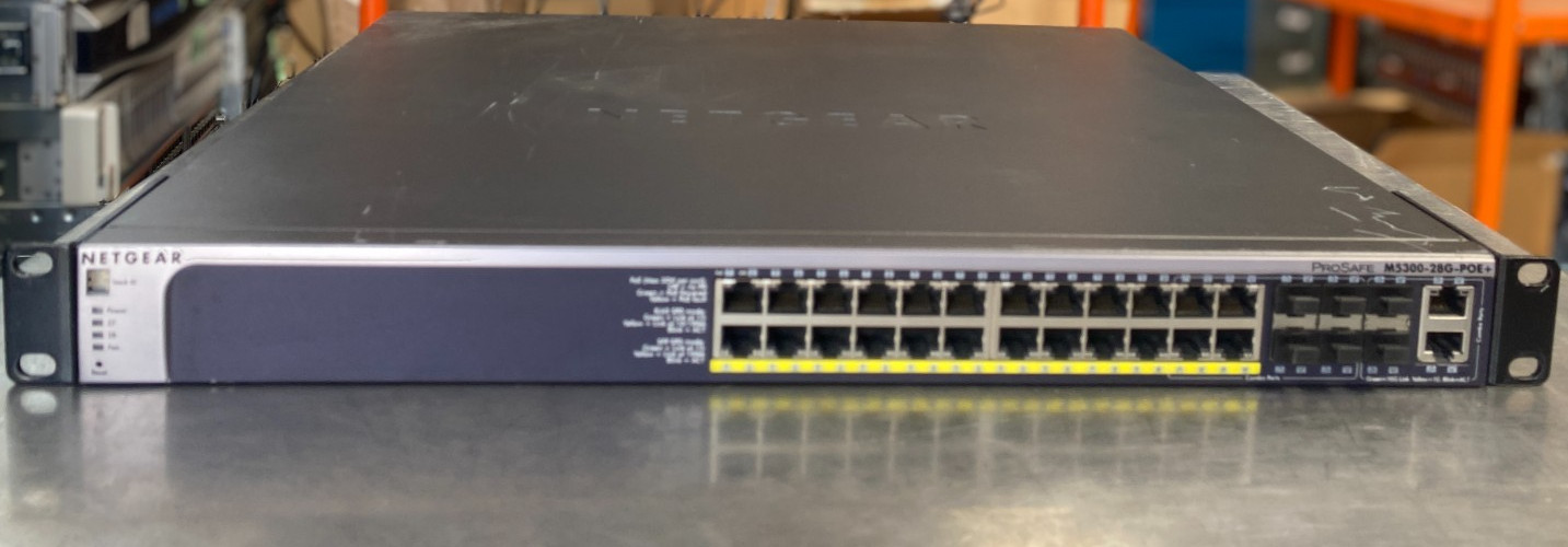 Netgear ProSafe M5300-28G-POE+GSM7228PS  24 Port Gigabit Network Switch