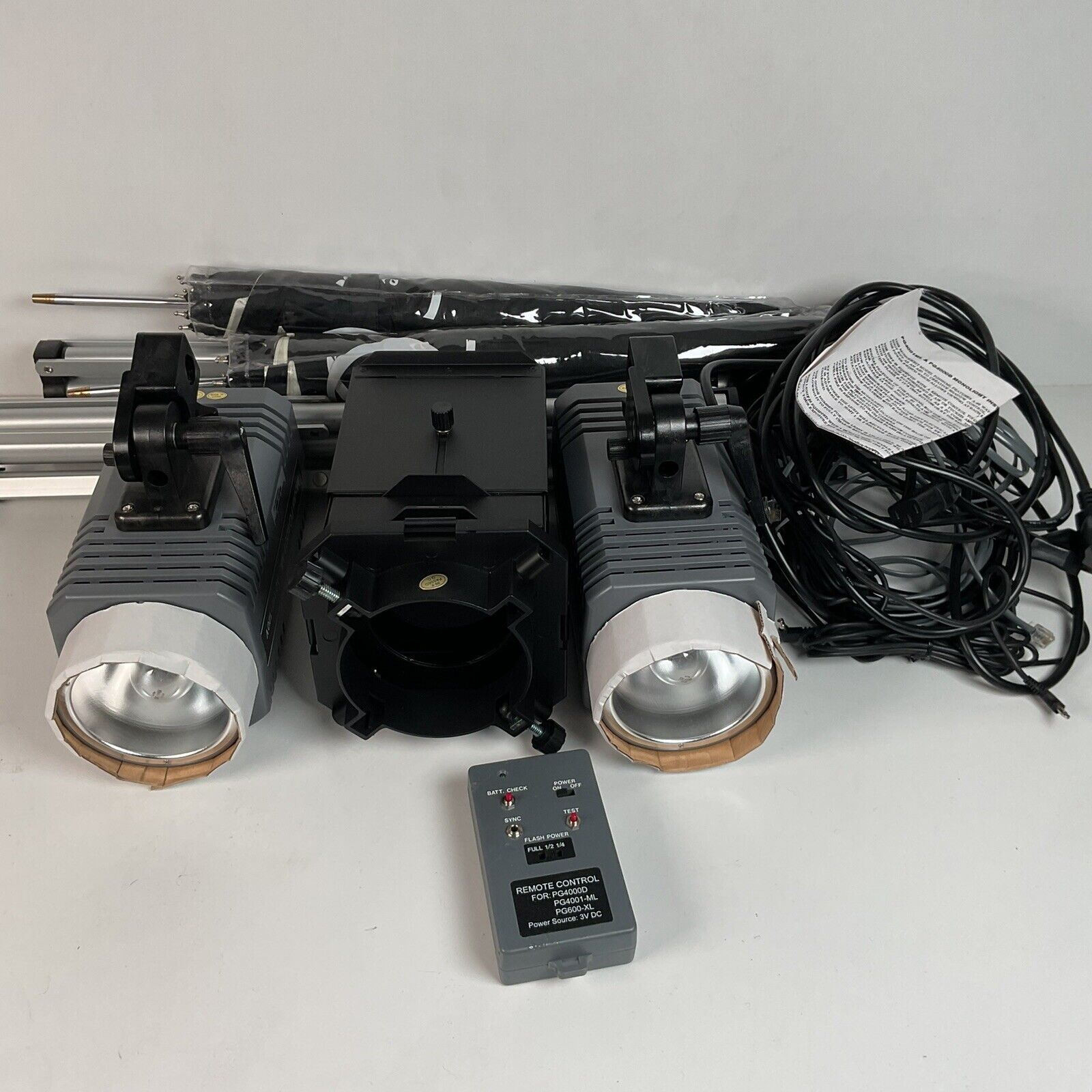 Talon Photography Kit | Pg-4001ml | Light | Studio Strobes | Tripods | Y2K | 90s