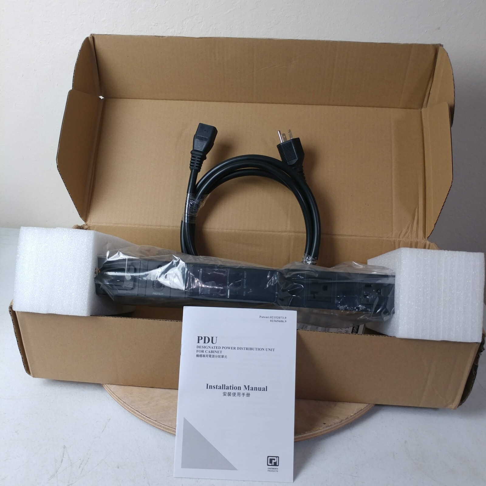 CPI Chatsworth PDU 6 Outlet Power Strip, 025-907005-031, 125VAC 50/60HZ 16A