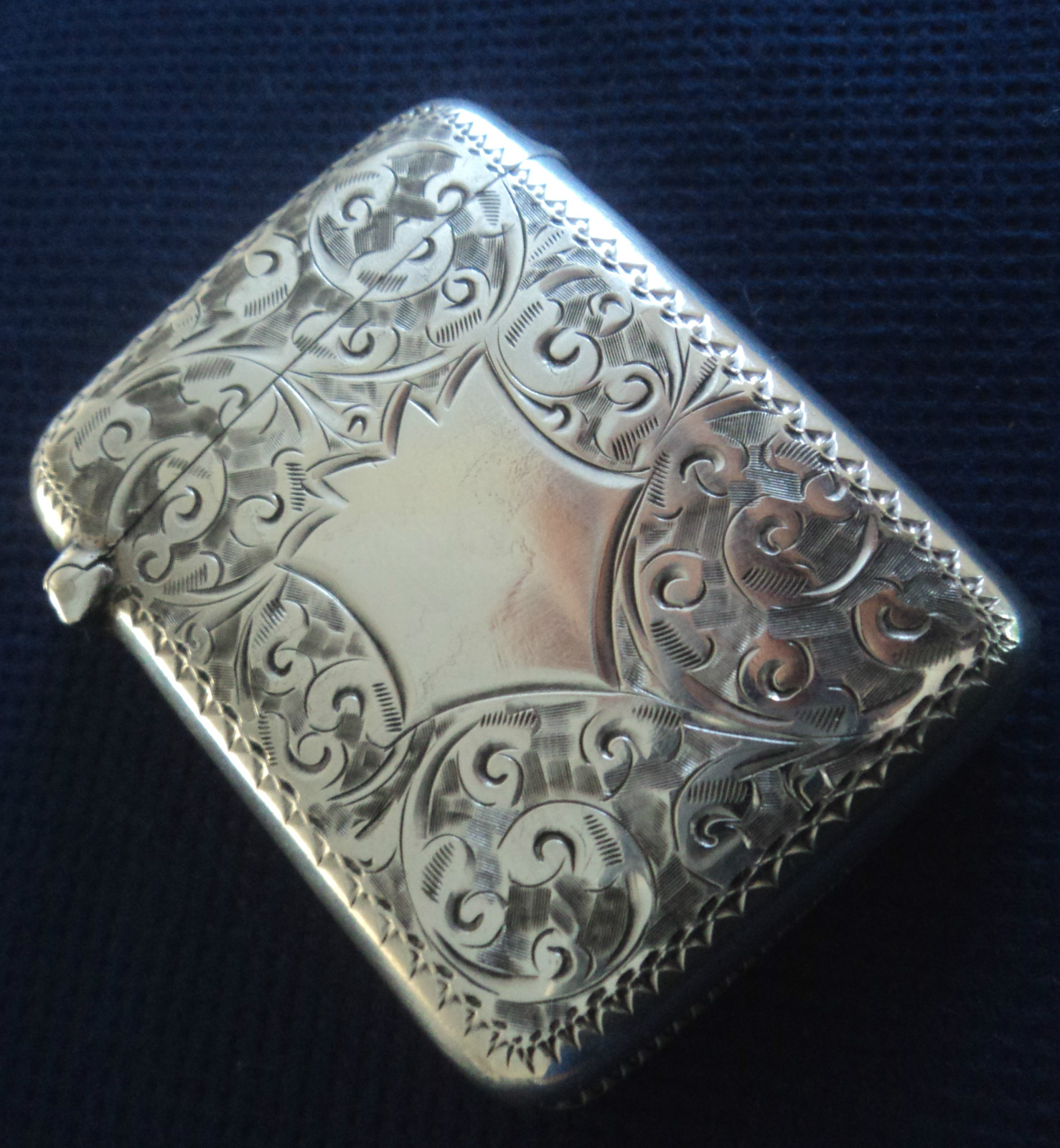 Victorian Silver Floral Leaf Art Nouveau Vesta / Match Safe h/m 1899 Samuel Levi