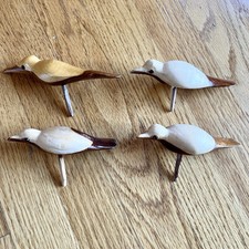 Vintage Folk Art hand-carved Wooden Shorebirds 4 two-toned birds Coastal Tree