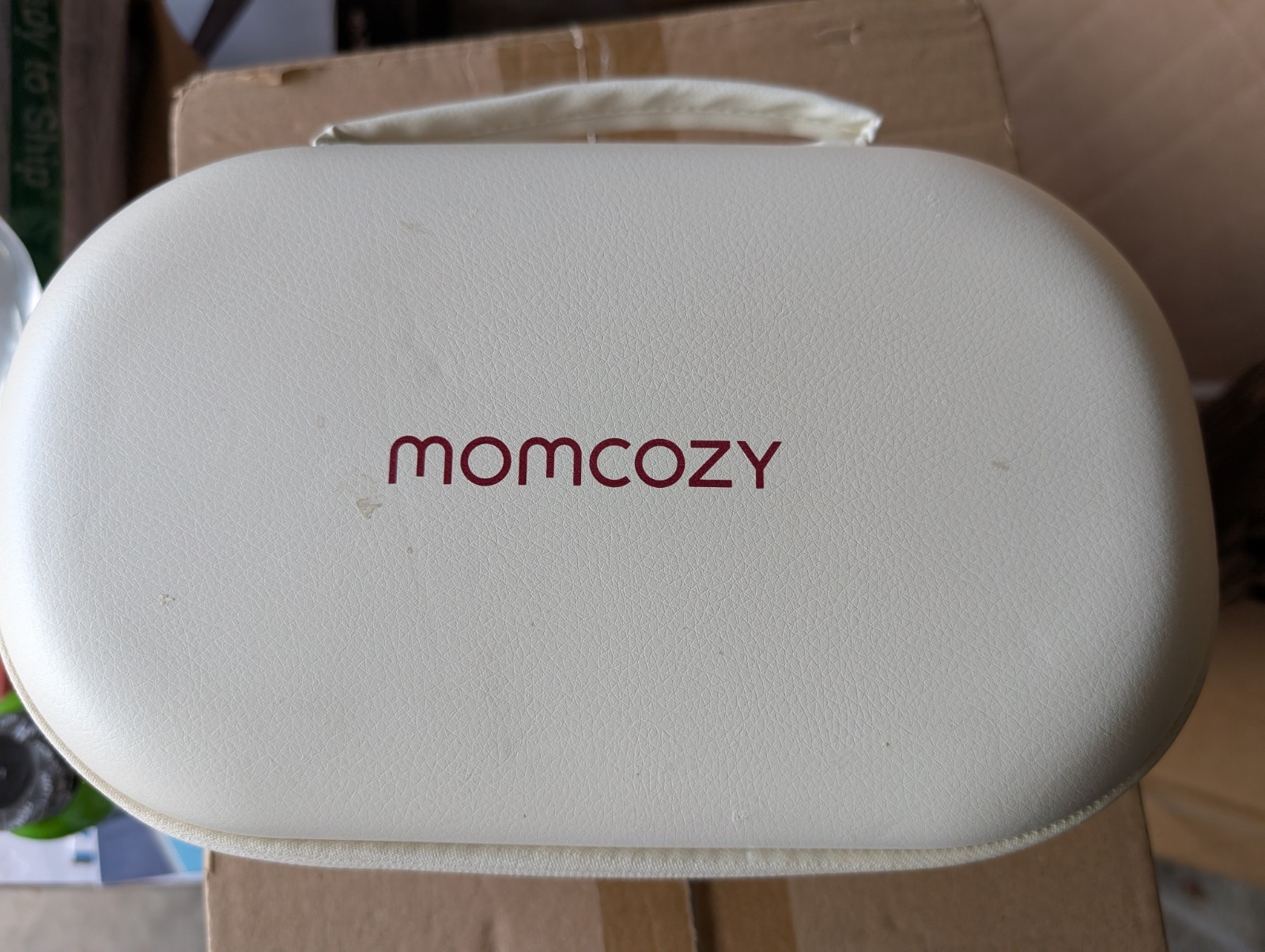 Momcozy Hands-free Double Electric Breast Pump Set, Carrying Case, White