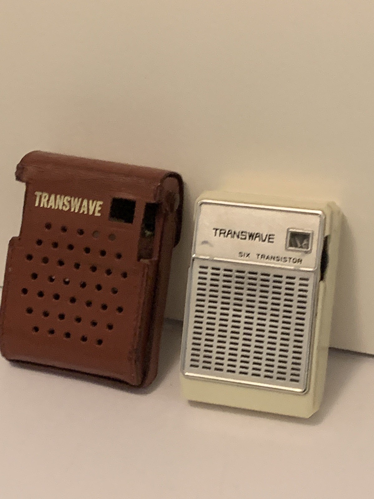 VINTAGE TRANSWAVE  6-Transistor￼ RADIO  AM(MW)-1960S-+Case Rare