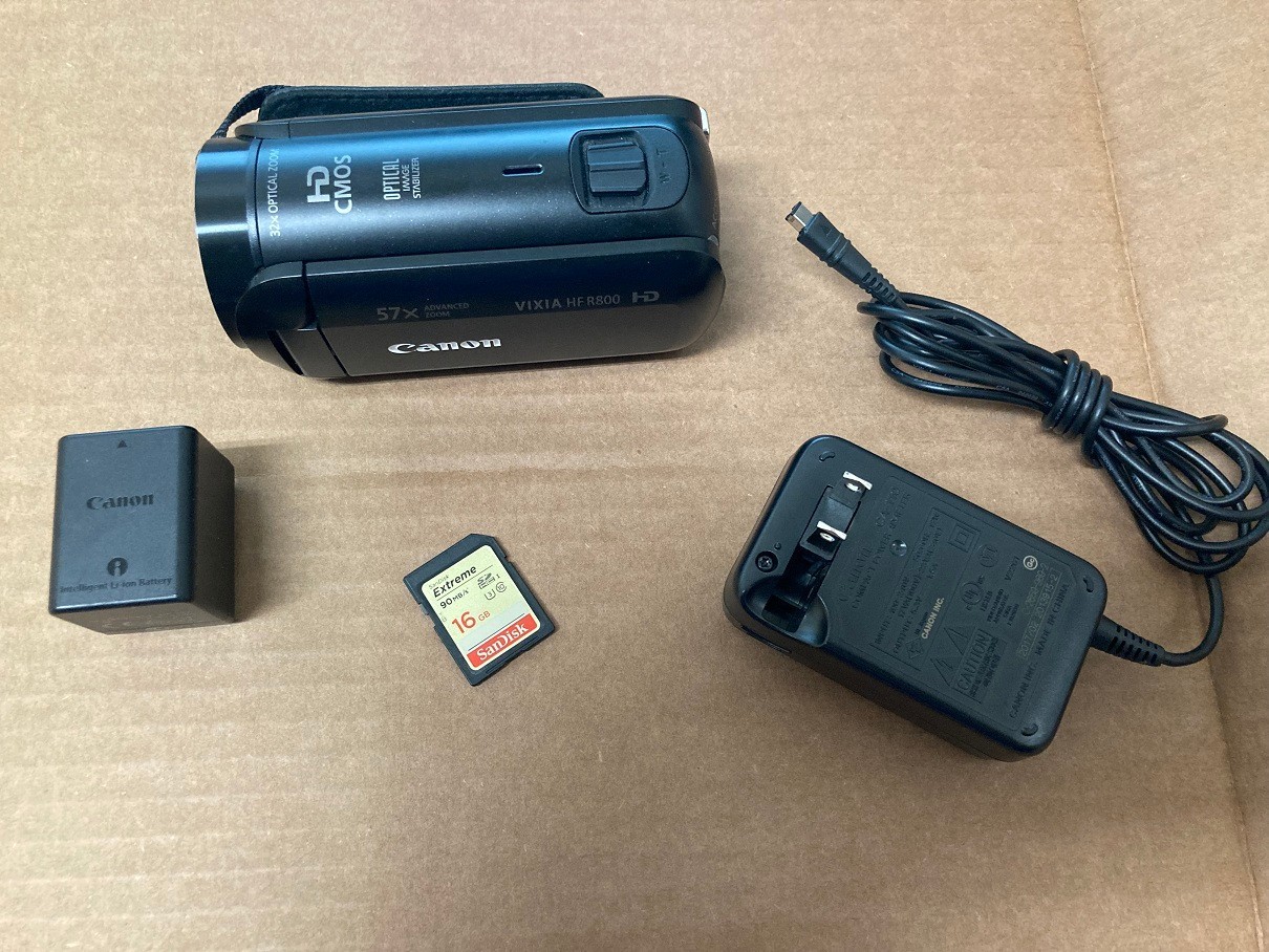 Canon Vixia HF R800 HD Handheld Digital Video Camcorder
