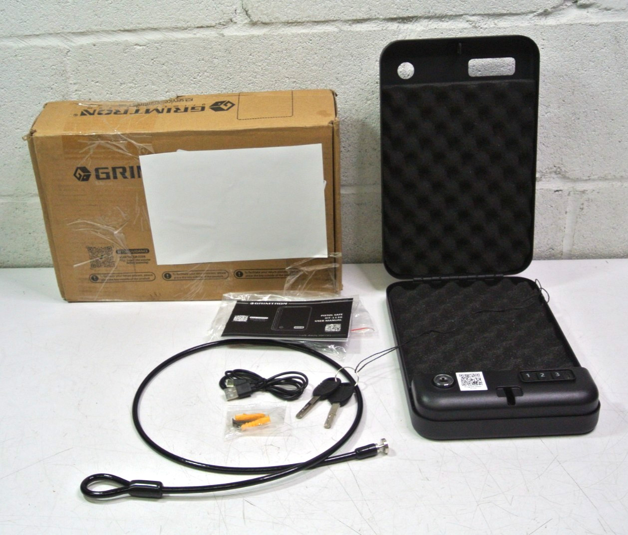 Grimtron HT-1136 Portable Pistol Safes – Electronic Lock Box  Key Access