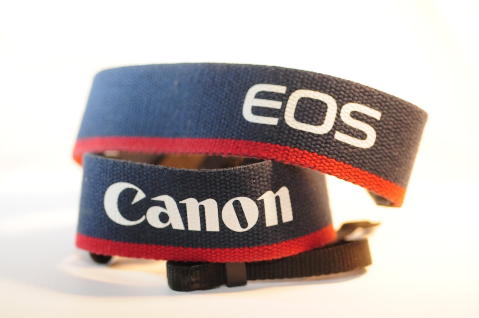 Canon EOS Blue shoulder camera strap NICE for film digital SLR A2 T8 5D 90D 1.5"
