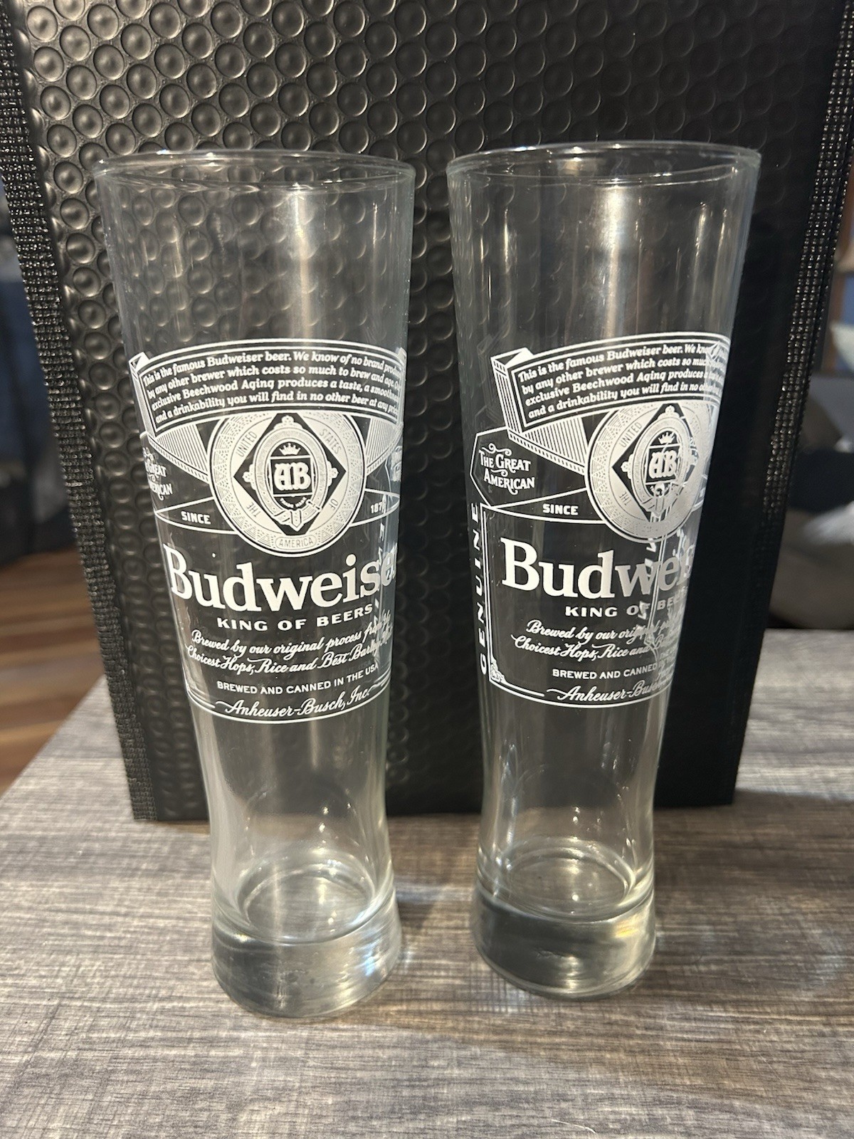 Budweiser King of Beers White Pint Beer Glasses Set of 2