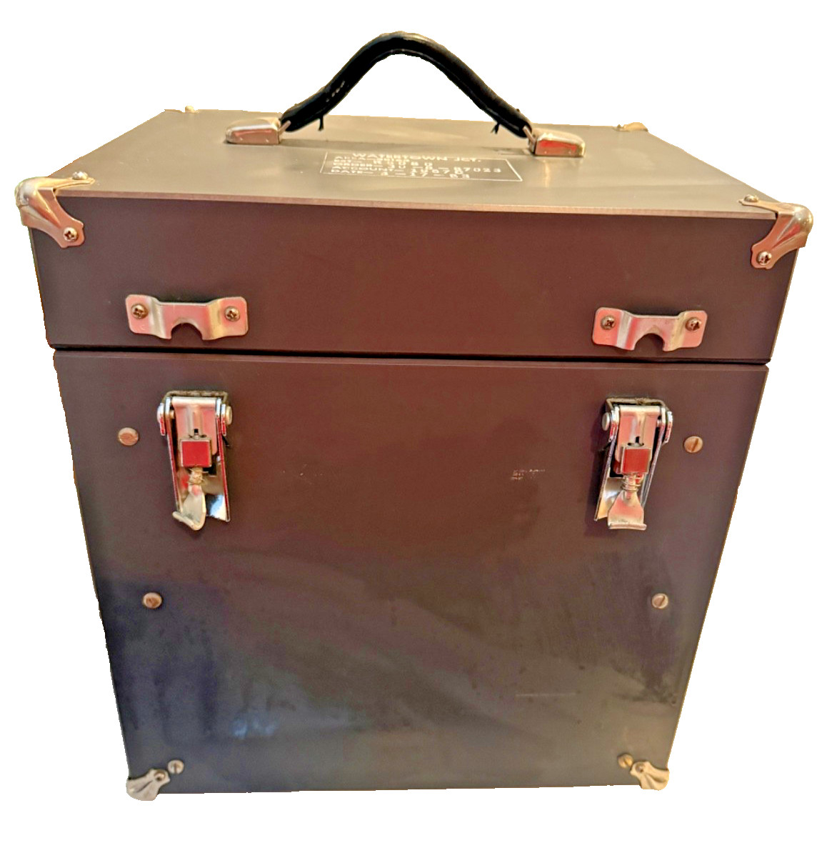 Vintage WAMCO Heavy Duty Case With Handle and Lock Watertown JCT.