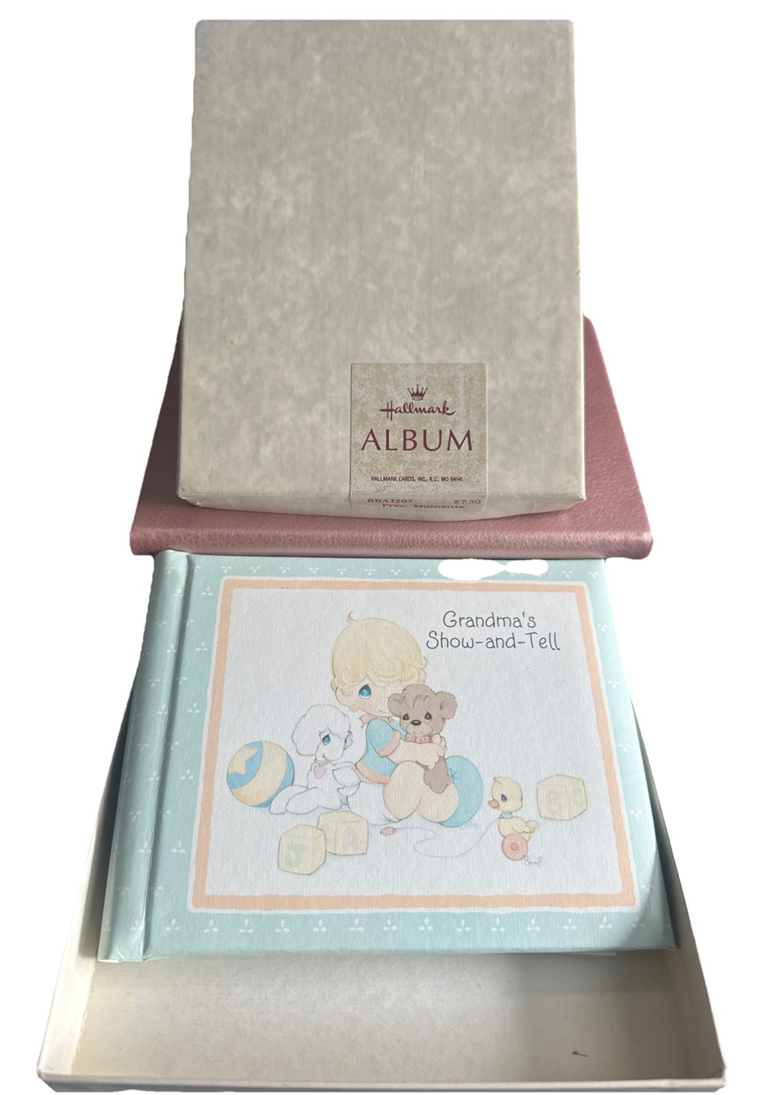 1989 Hallmark  Grandma's Show-and-Tell Precious Moments Photo Album/Book NIB