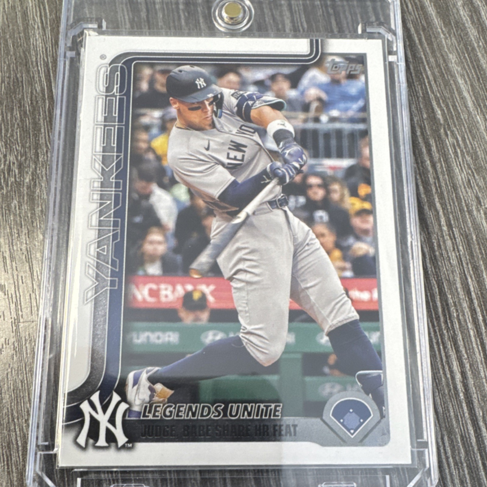 Topps 2025 Update Series US86 Legends Unite Judge Babe Yankees Baseball Card