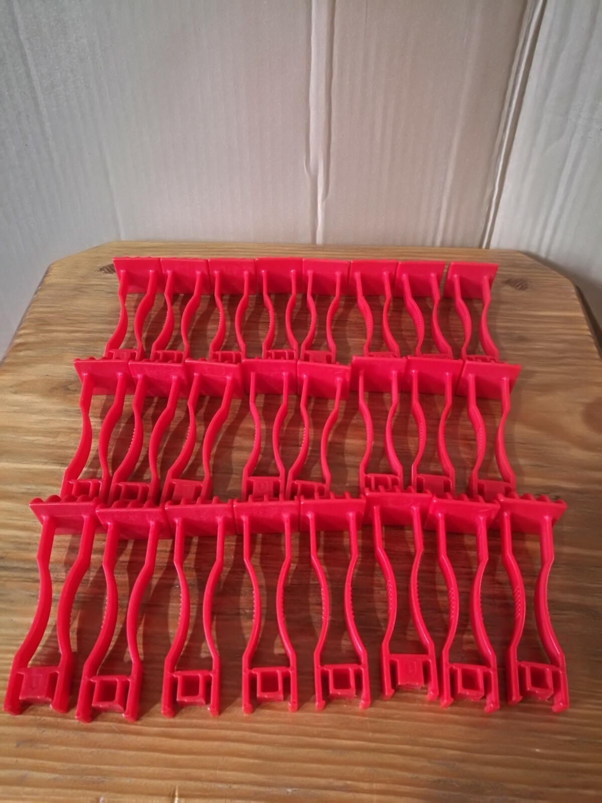 Carrera Digital 143, Go!!! 24 x Banked Curve Loop Red Bridge Supports 71mm