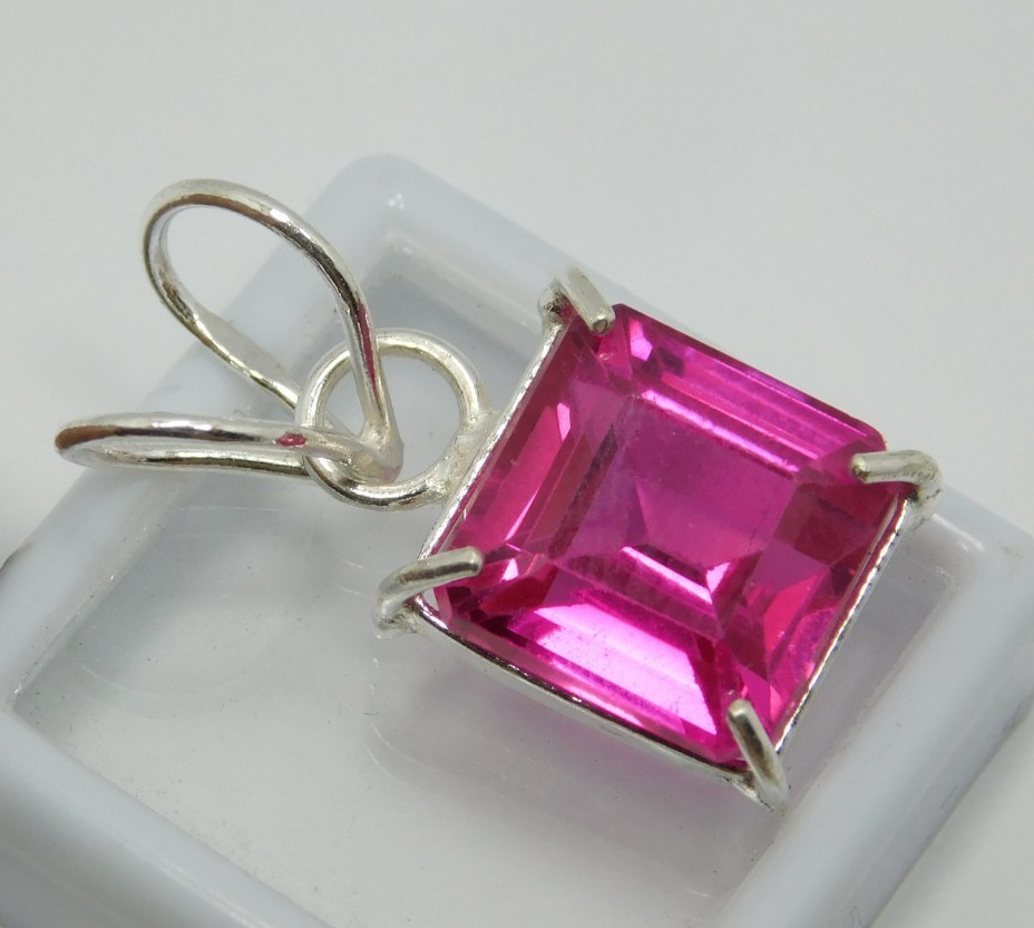 925 Sterling Silver Gemstone 21.10 Ct Princess Cut Pink Sapphire Pendent A-1007
