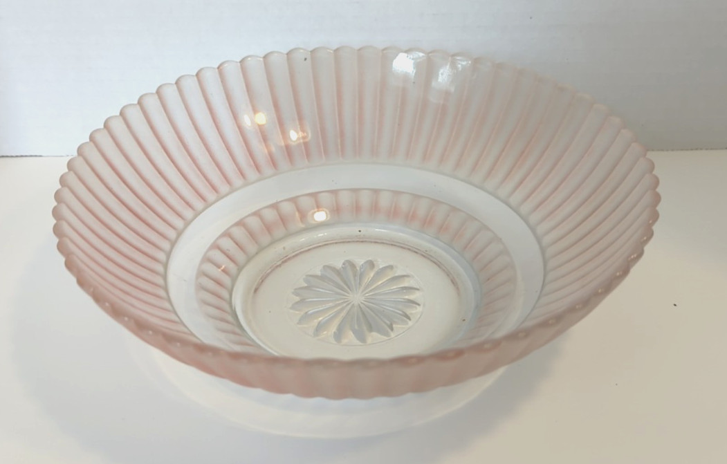 Vintage Pink & Clear Frosted Scalloped Top Glass Bowl 8.5" wide 2.75" tall MINT