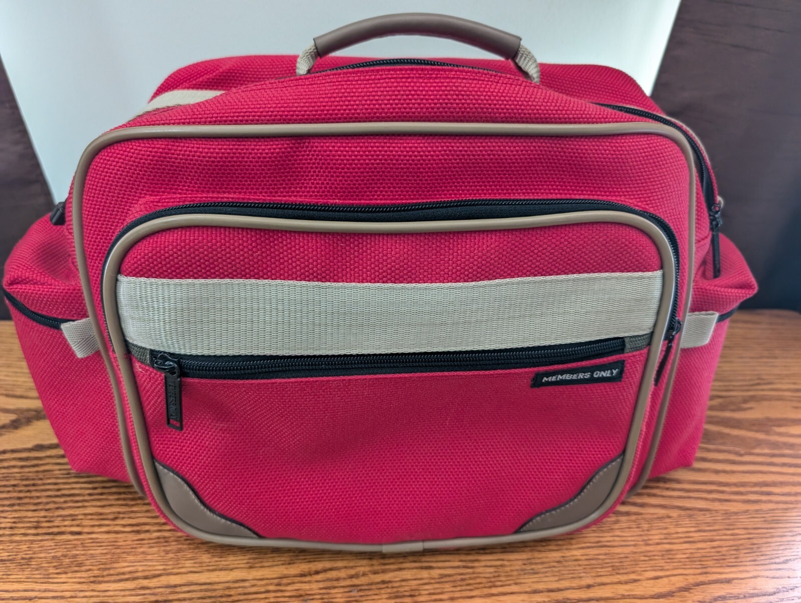 Members Only Travel Carry On Tote Multi compartment 18" no shoulder strap