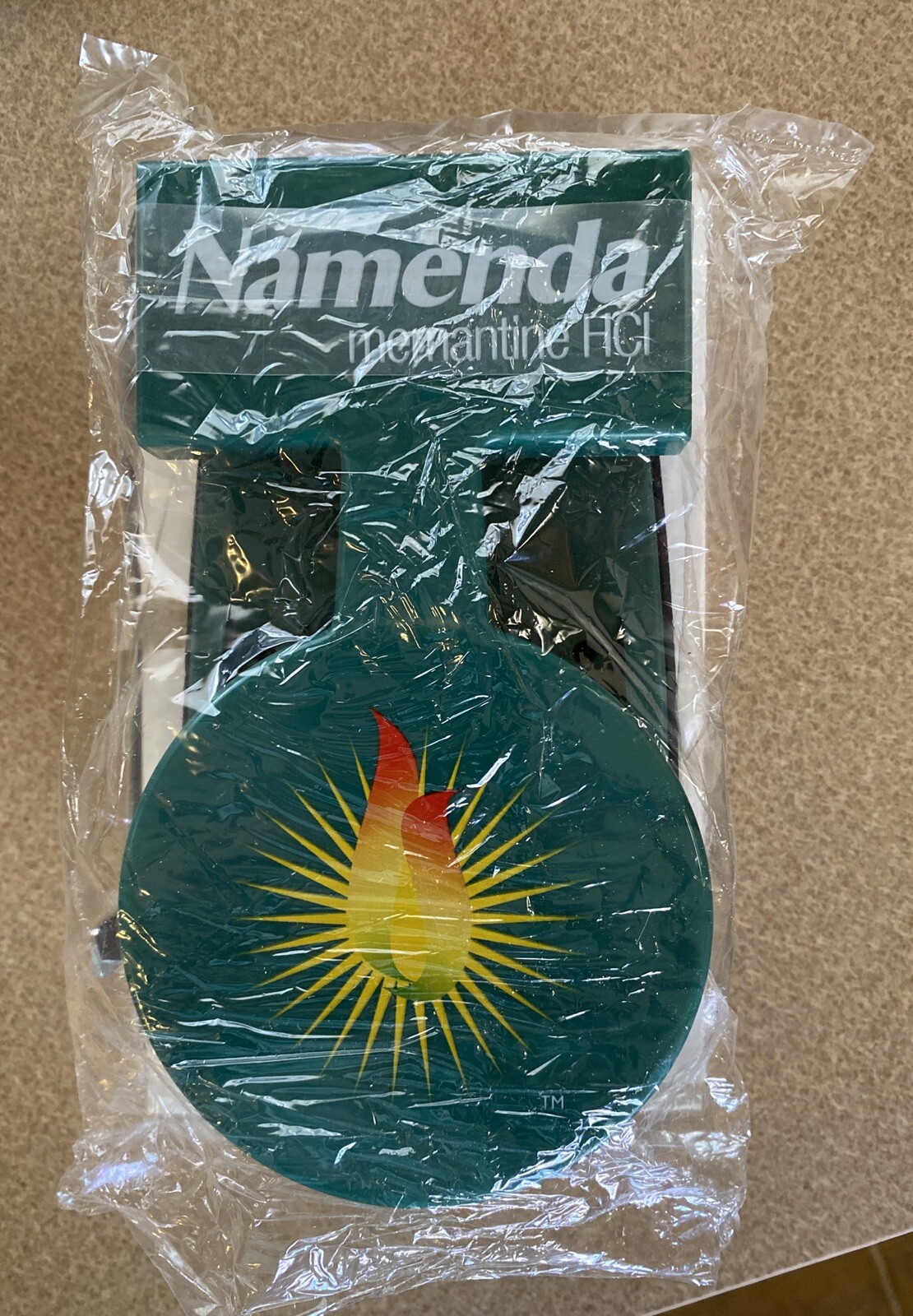 VTG Namenda Pharmacy Advertising Drug Rep Green Two Hole Top Punch Office NOS