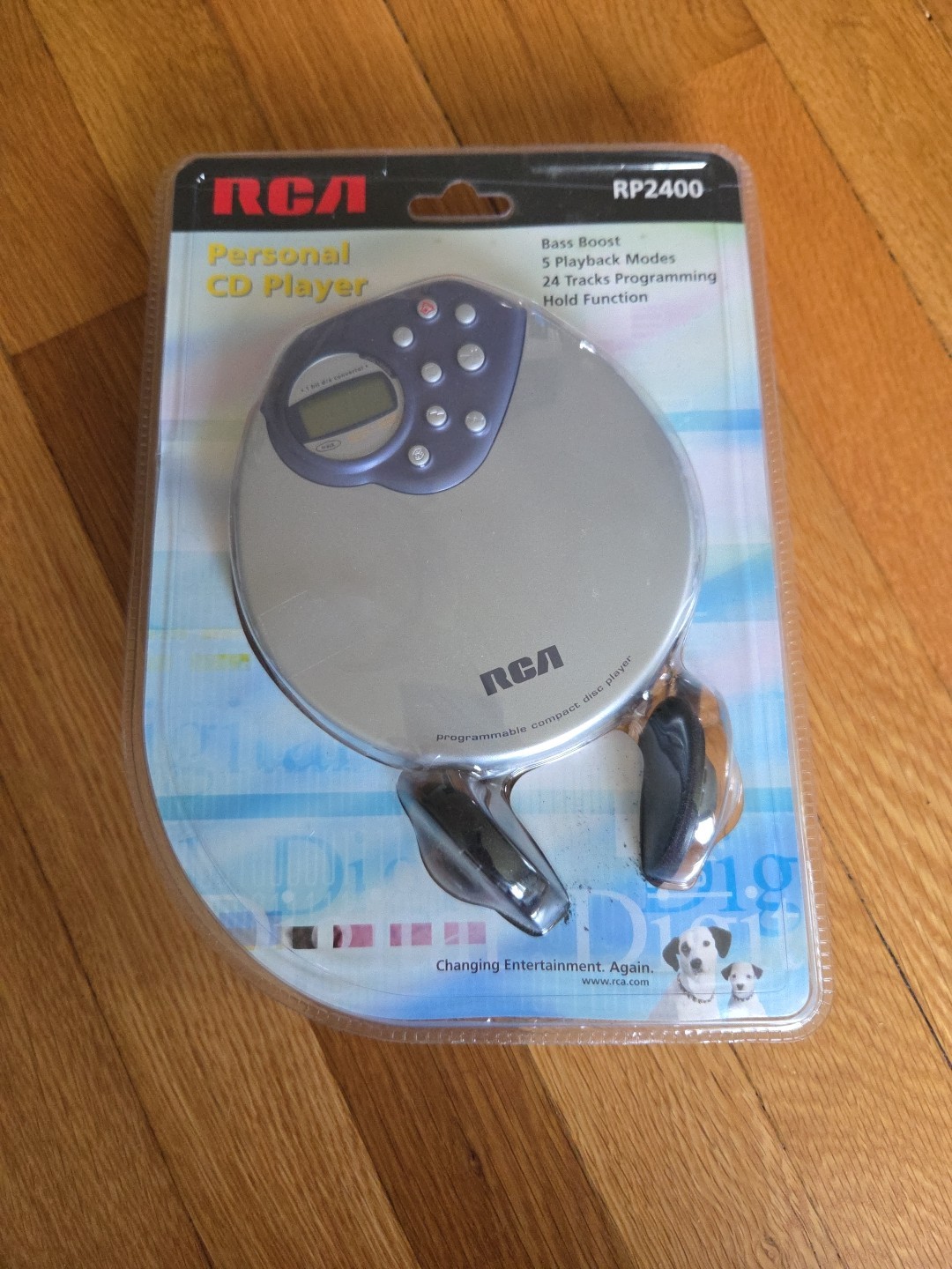 RCA RP2400 Personal CD Player with Bass Boost 24 Tracks, 5 Playback Modes