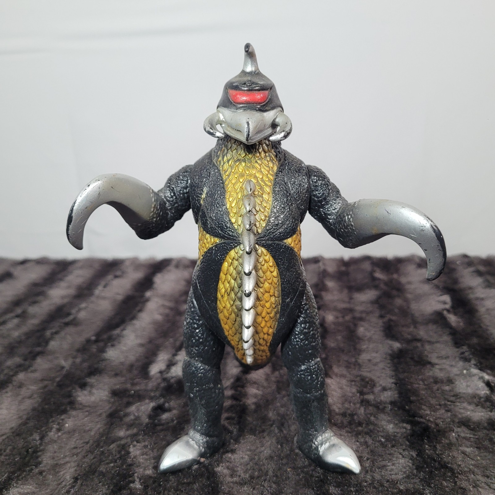 VINTAGE 1990 BANDAI 8” GIGAN Movie Monster Vinyl Action Figure Godzilla 